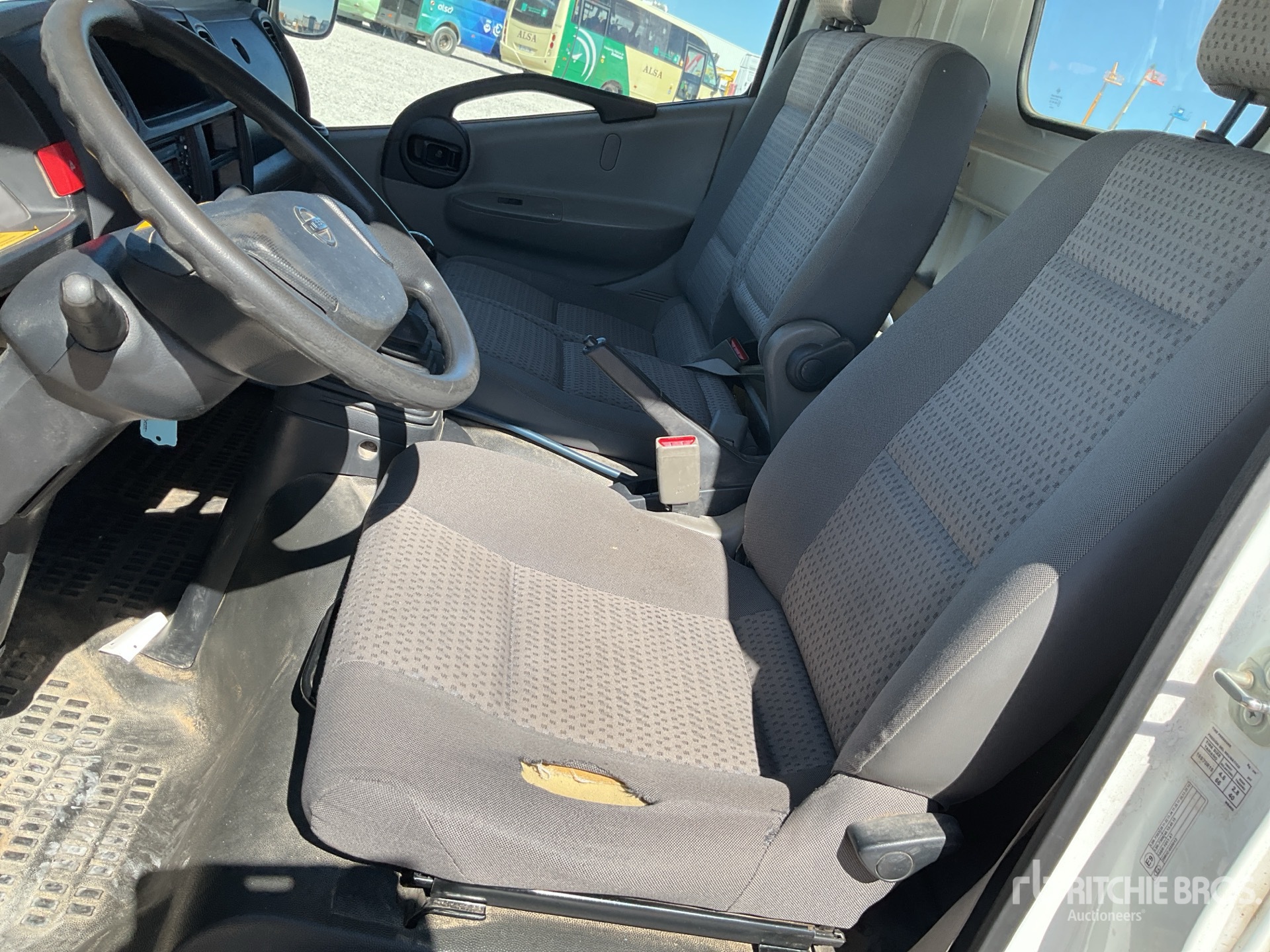 2010 Nissan CABSTAR
