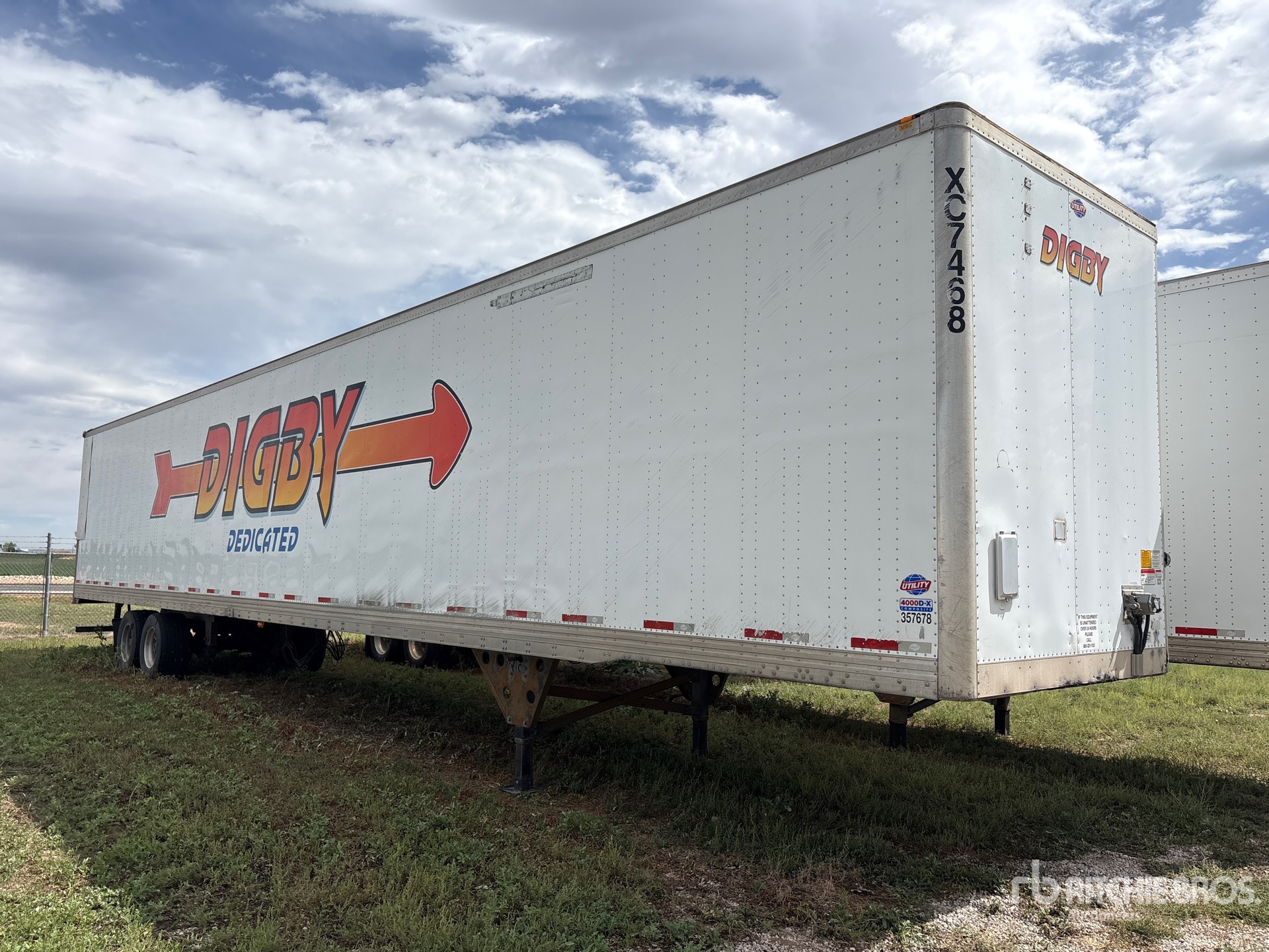 2018 Utility 57 ft x 102 in T/A