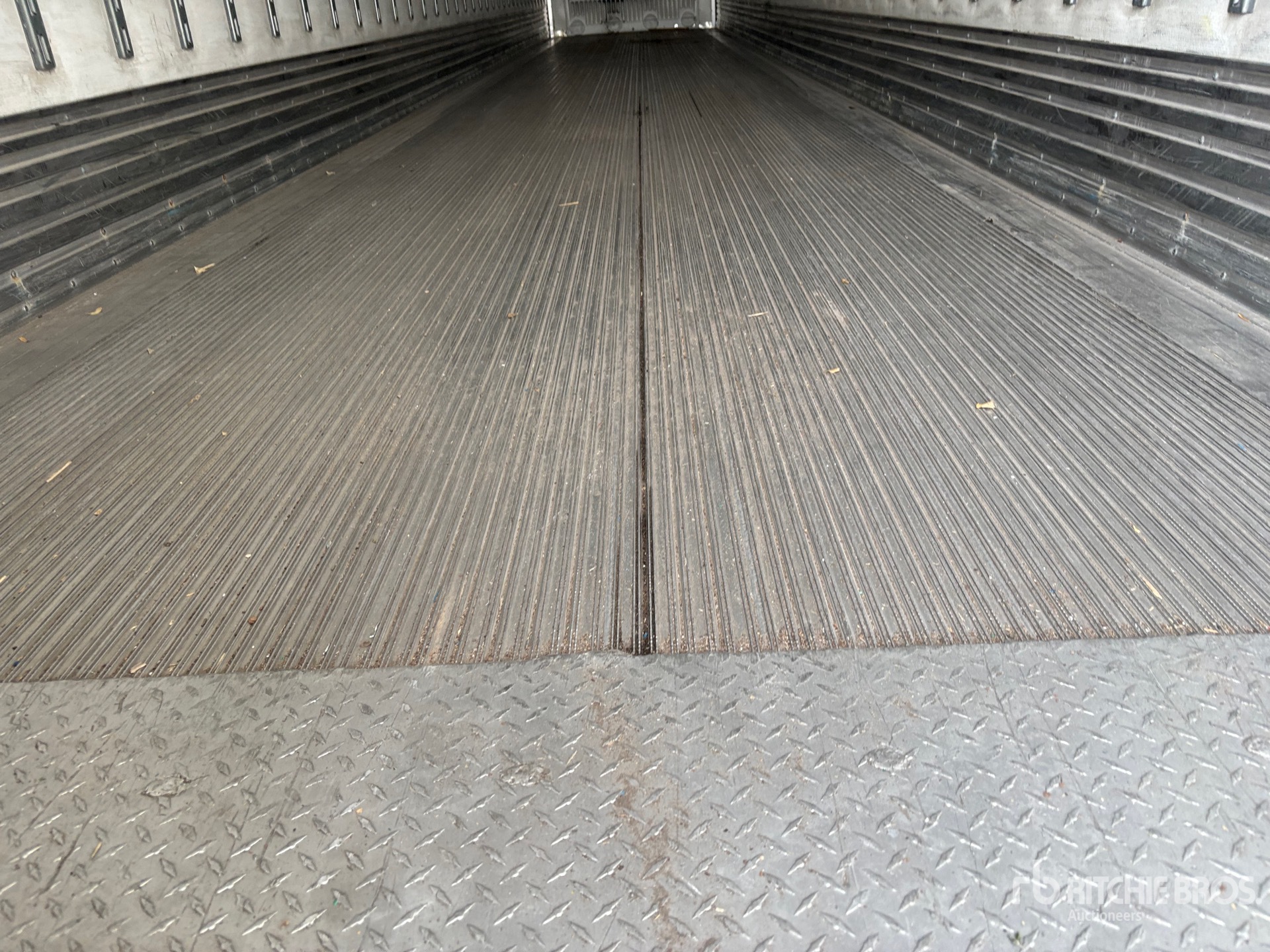 2014 Great Dane 53 FT X 102 IN TRI/A