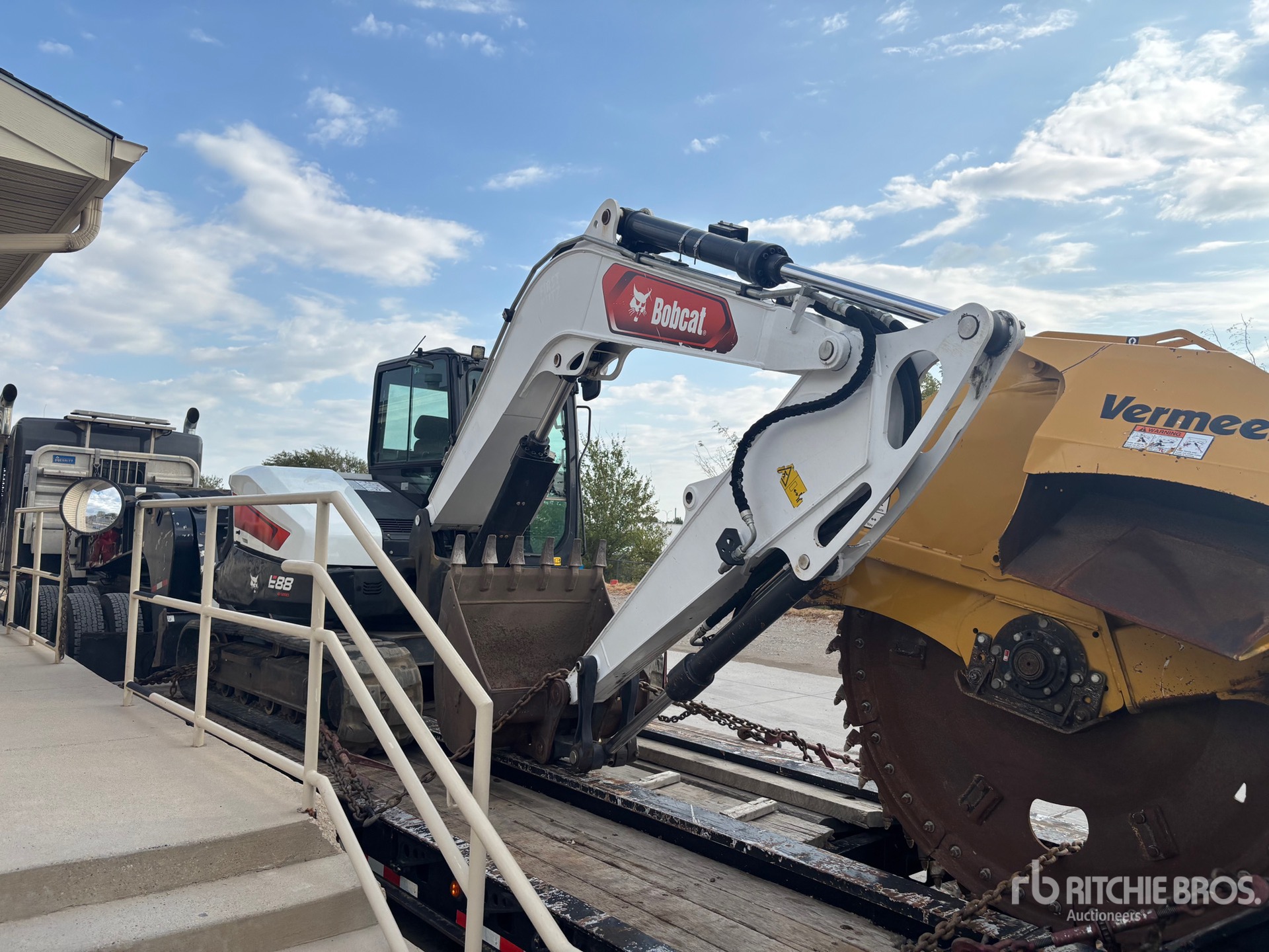 Photo of 2022 Bobcat E88