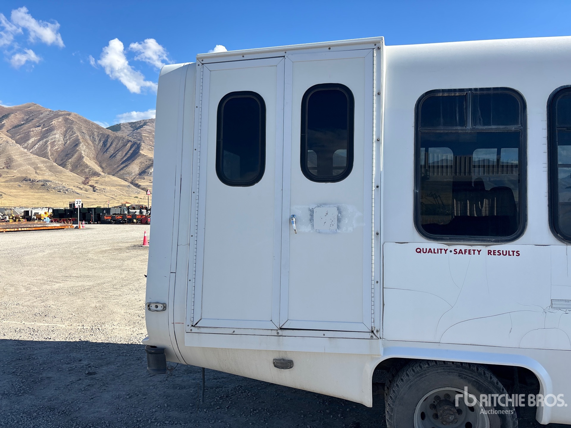 2006 Ford E-450
