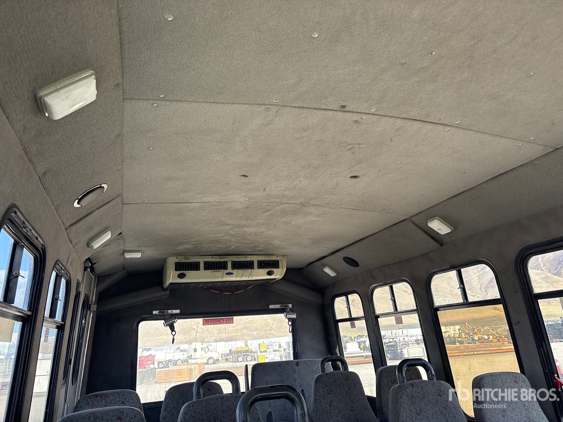 2006 Ford E-450