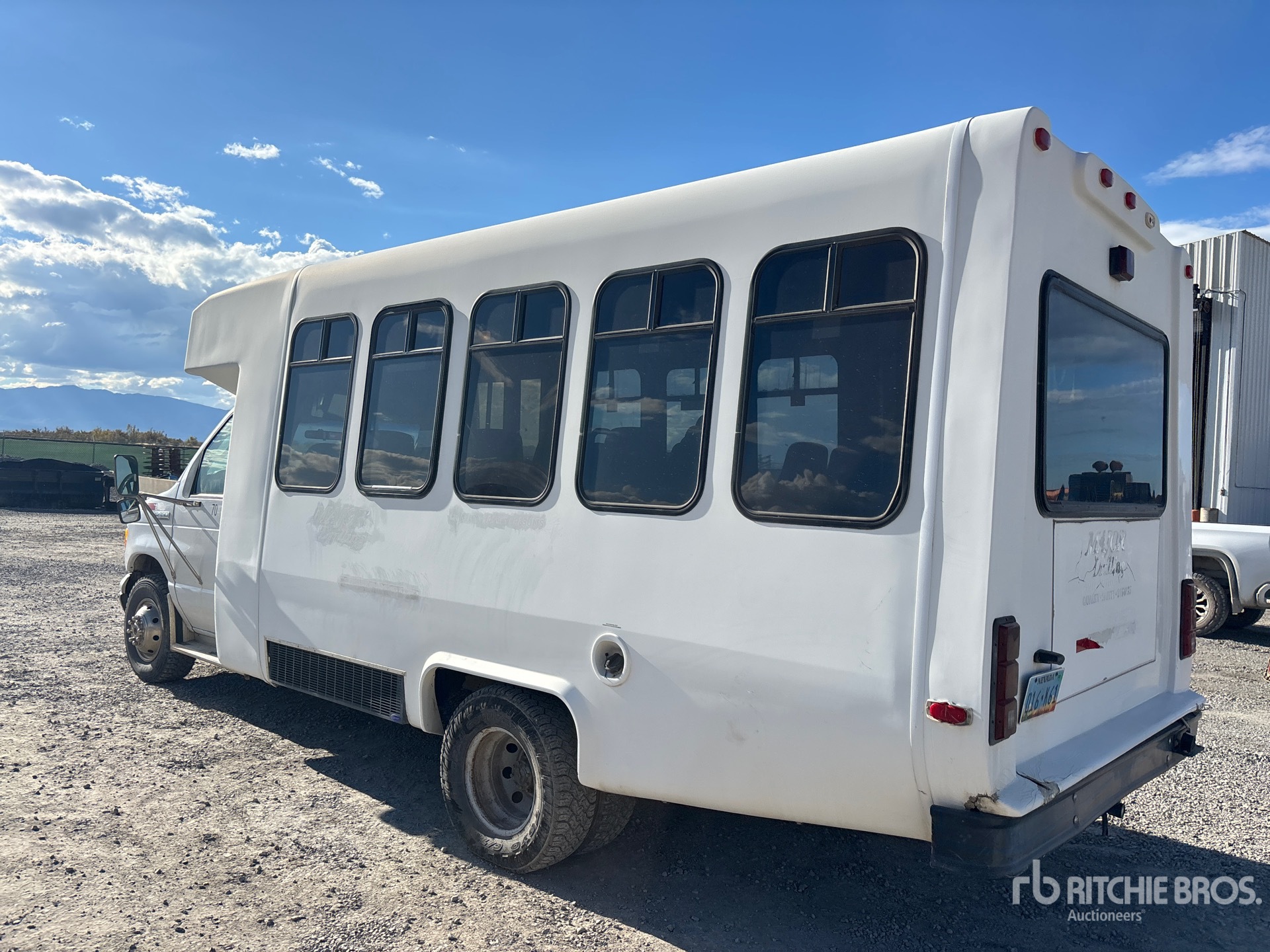 2006 Ford E-450