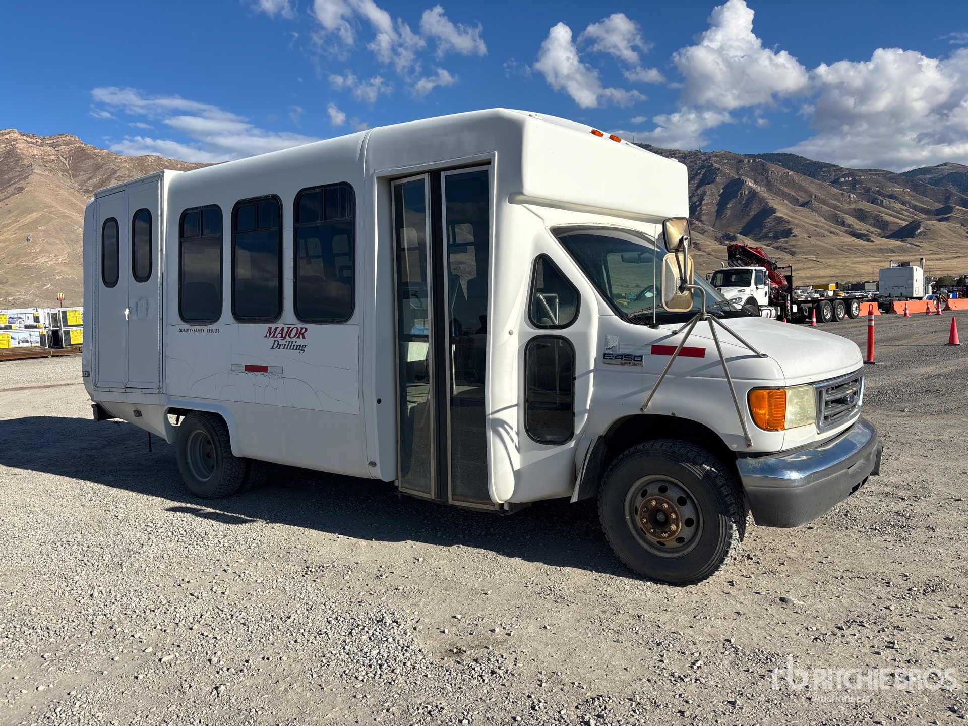 2006 Ford E-450