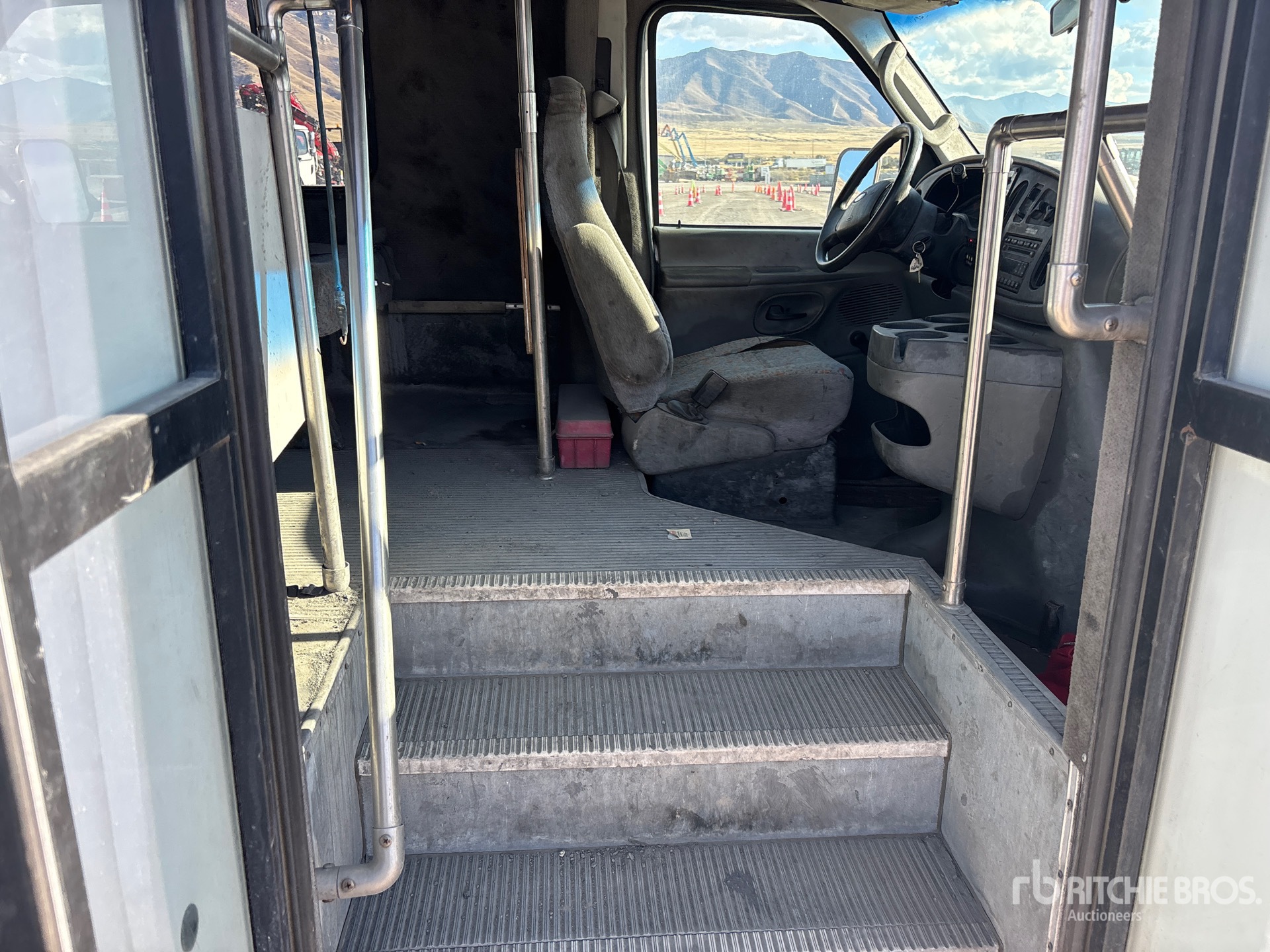 2006 Ford E-450