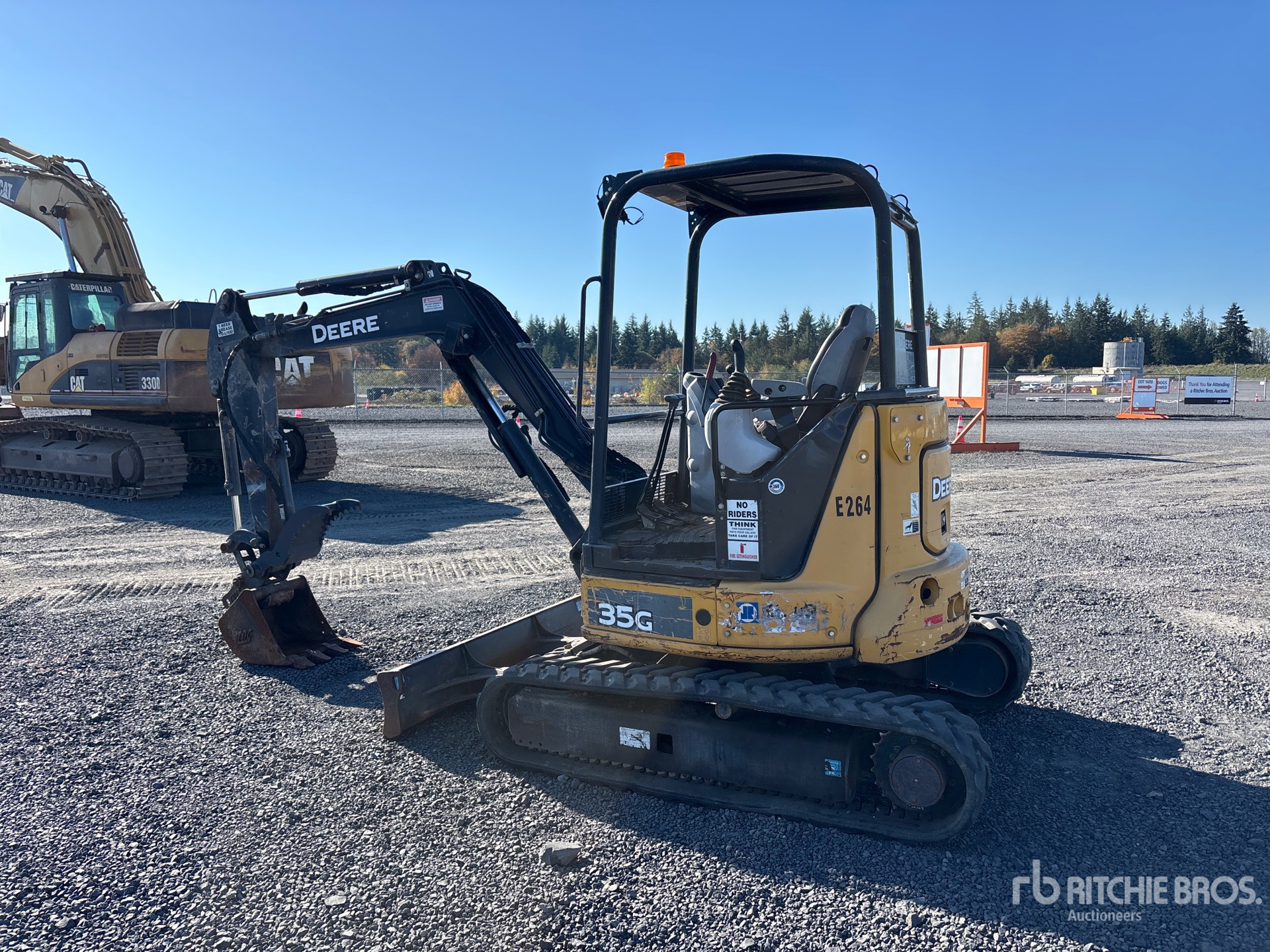 2018 John Deere 35G