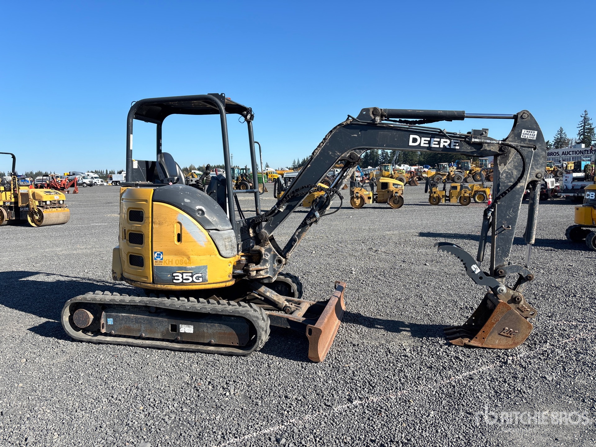 2018 John Deere 35G