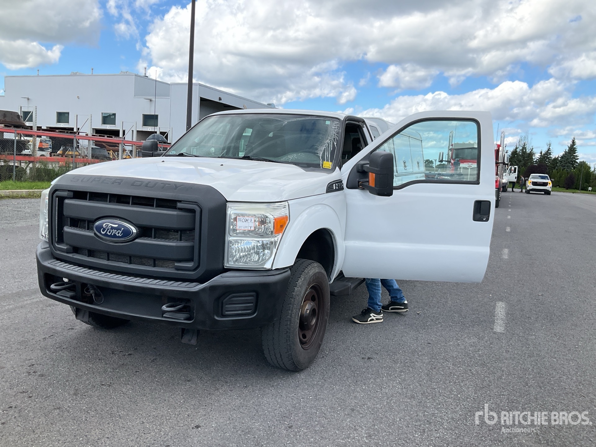 Photo of 2015 Ford F-350 XL