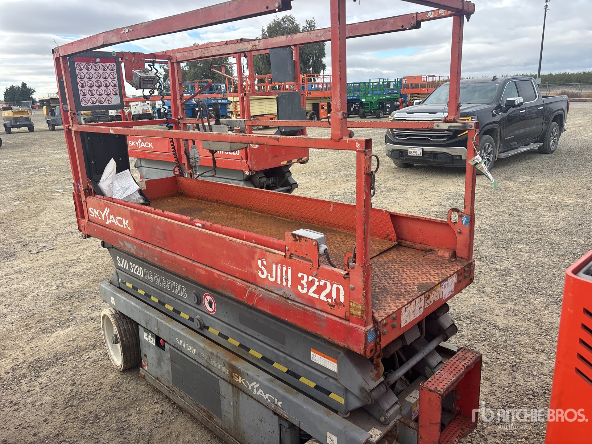 2014 Skyjack SJIII3220