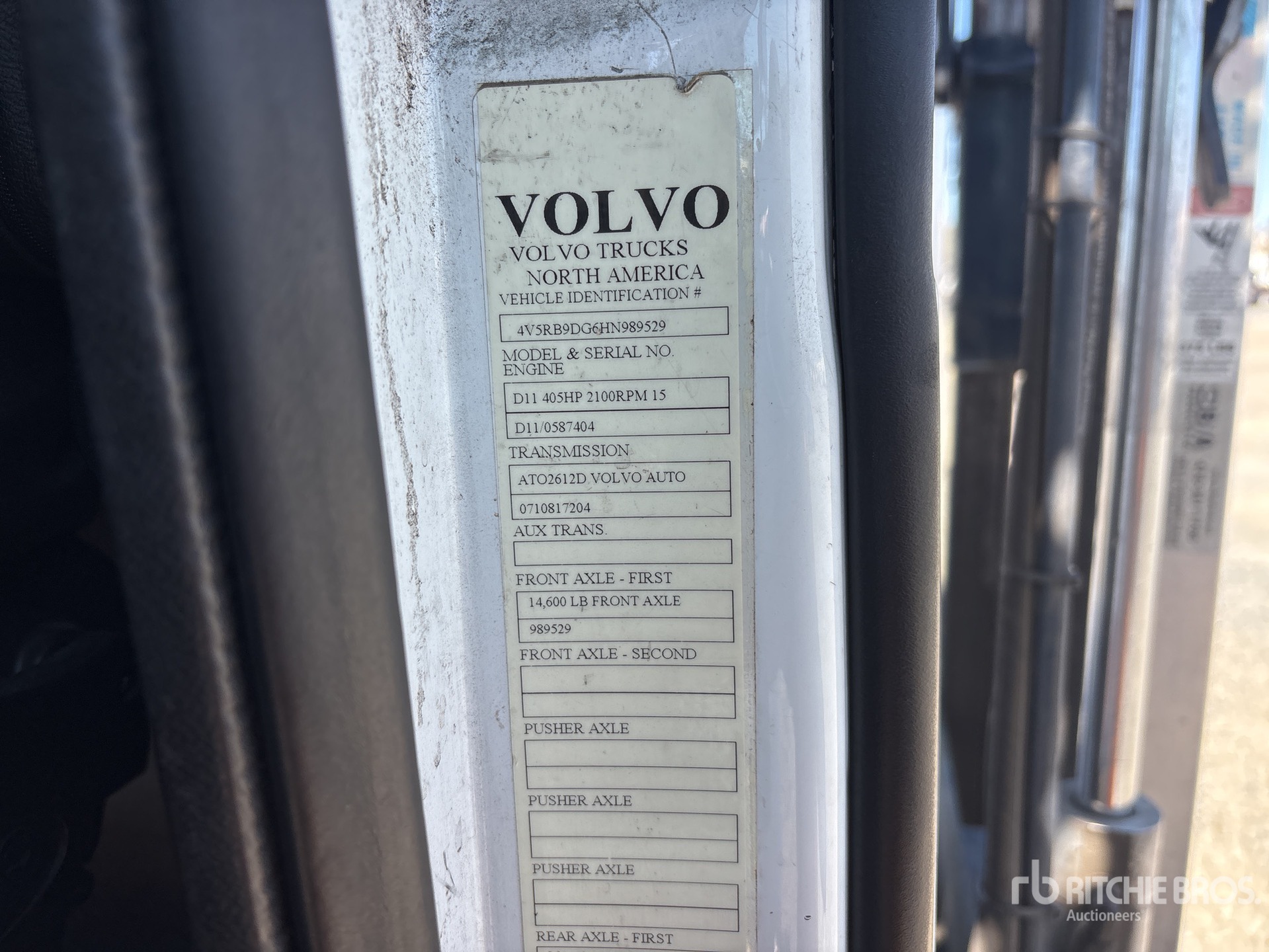 2017 Volvo VAH