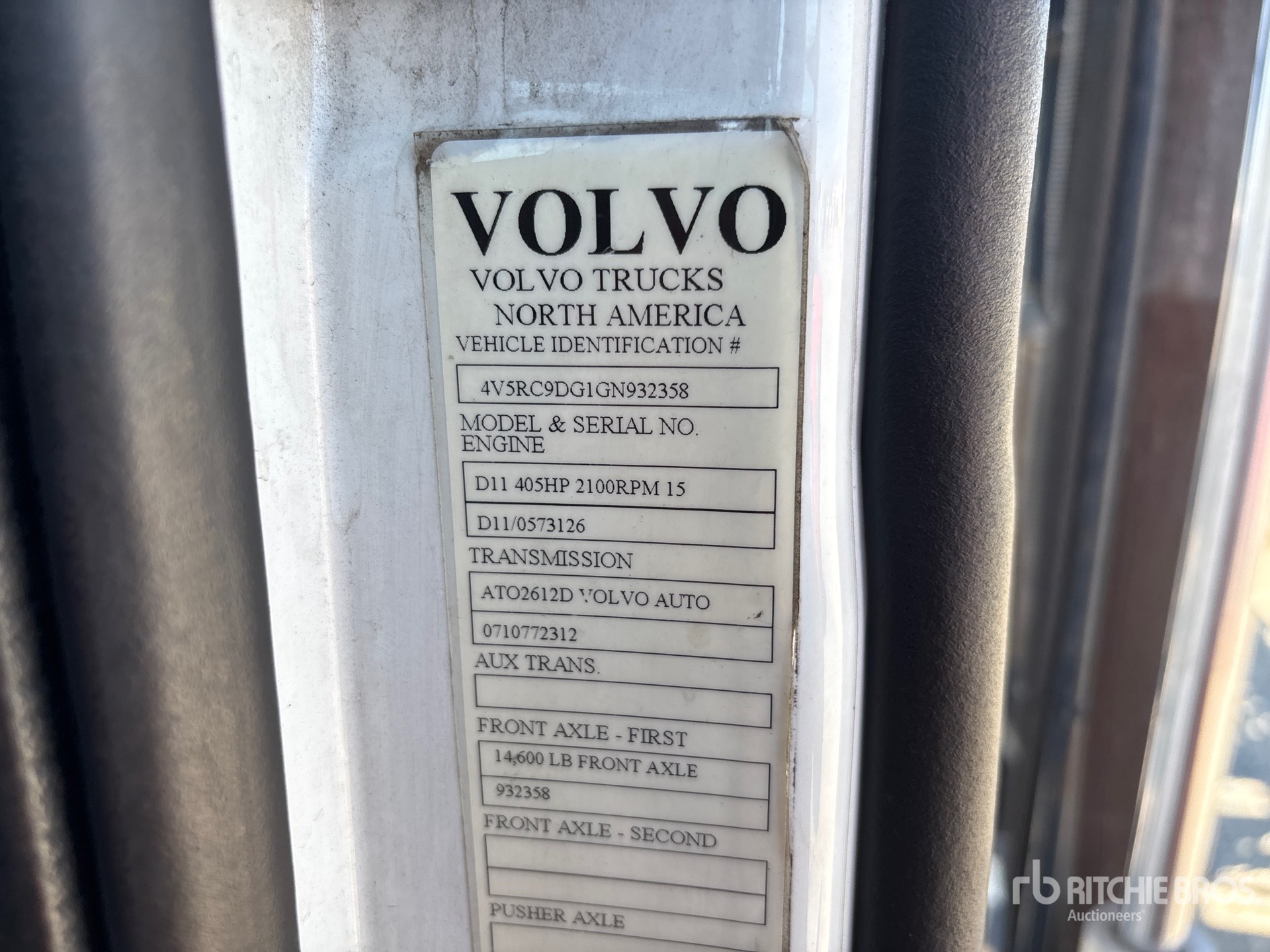 2016 Volvo VAH