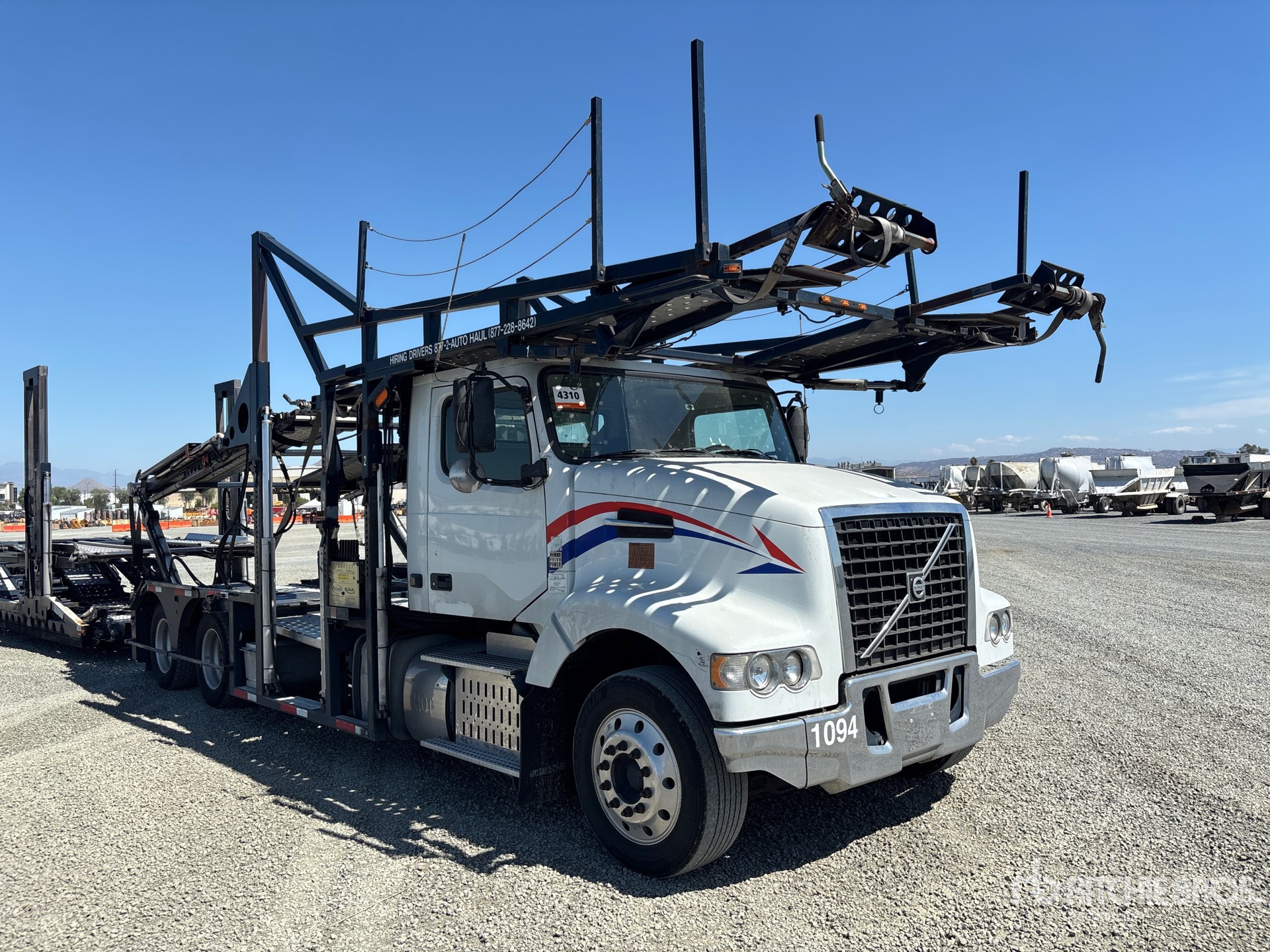 2016 Volvo VAH