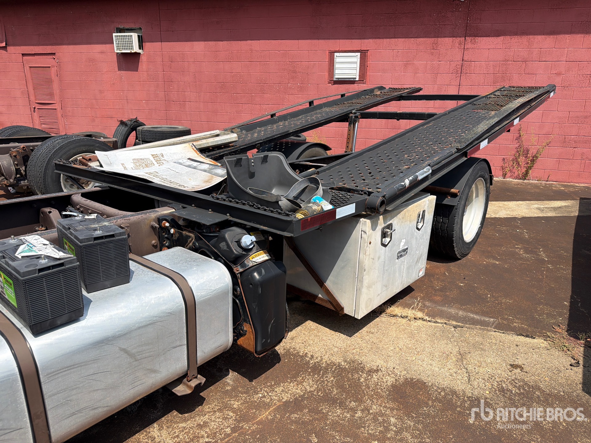 2015 Freightliner M2 106