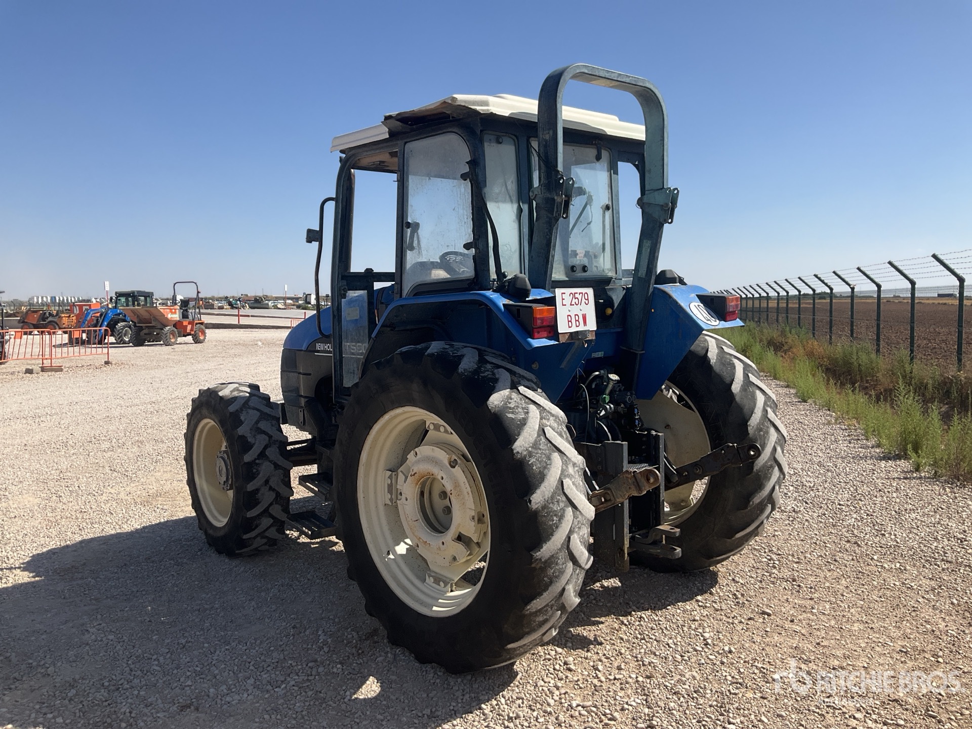 2001 New Holland TS90