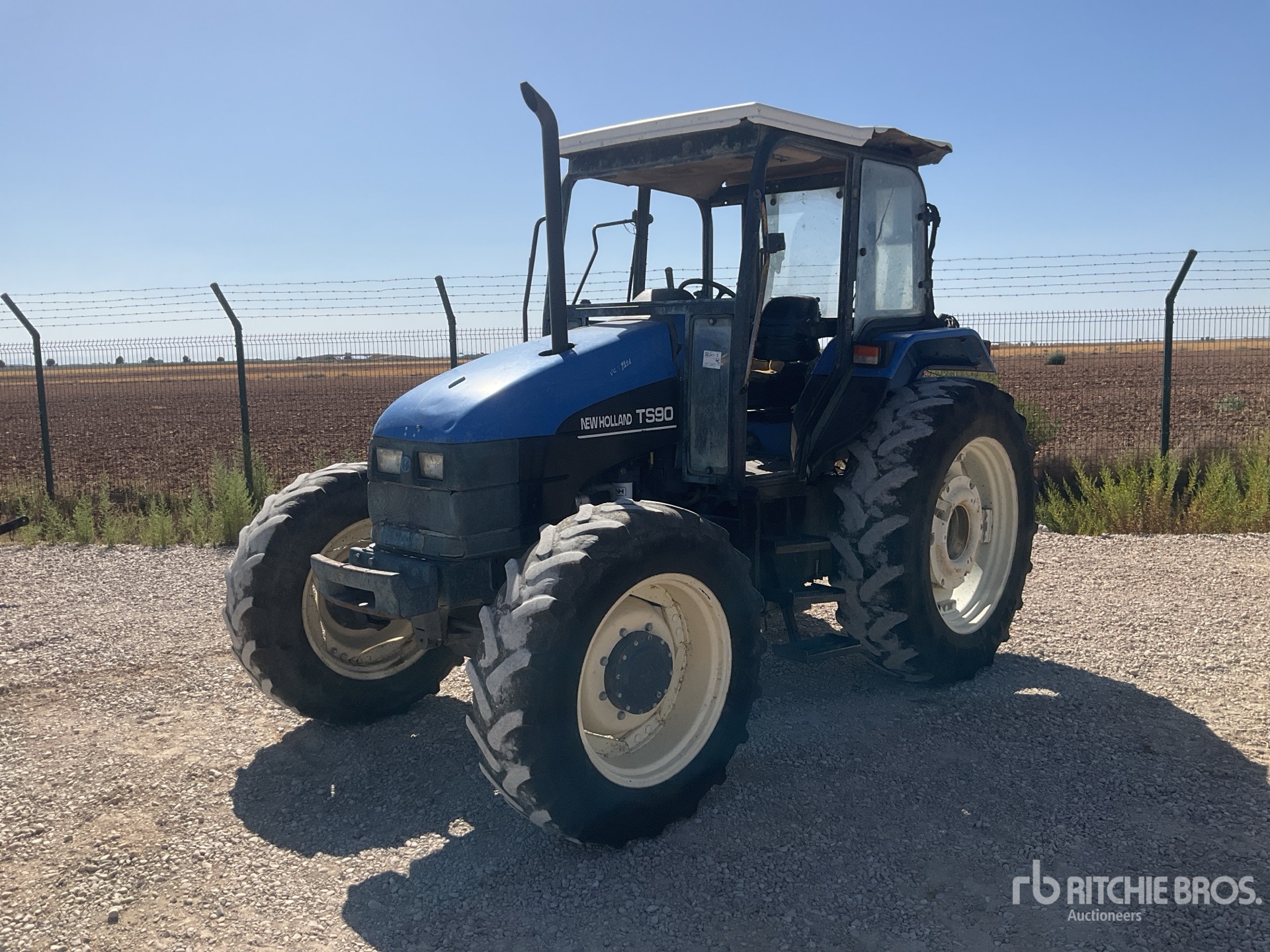 Photo of 2001 New Holland TS90