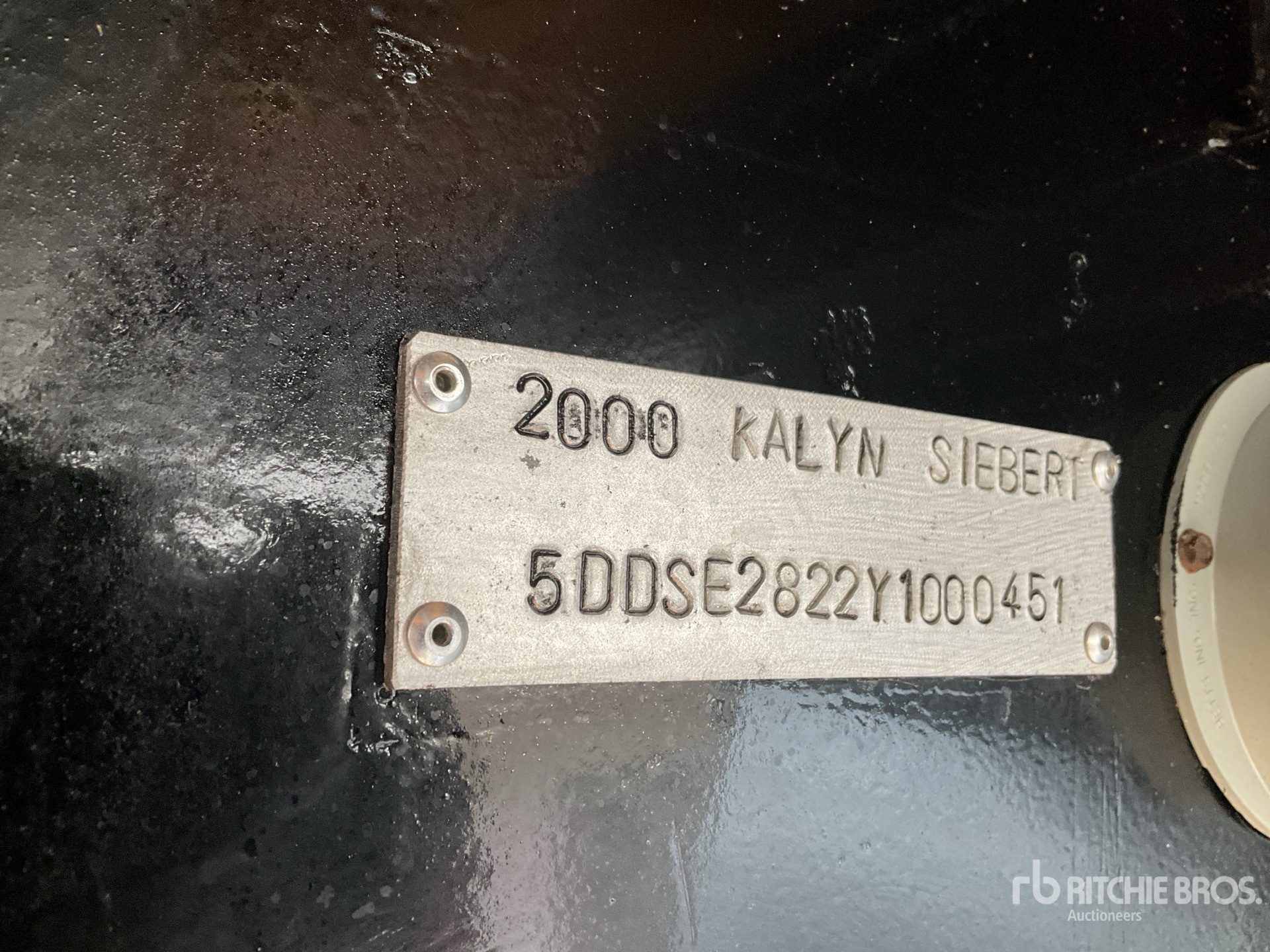 2000 Kalyn Siebert Tri/A Removable Gooseneck