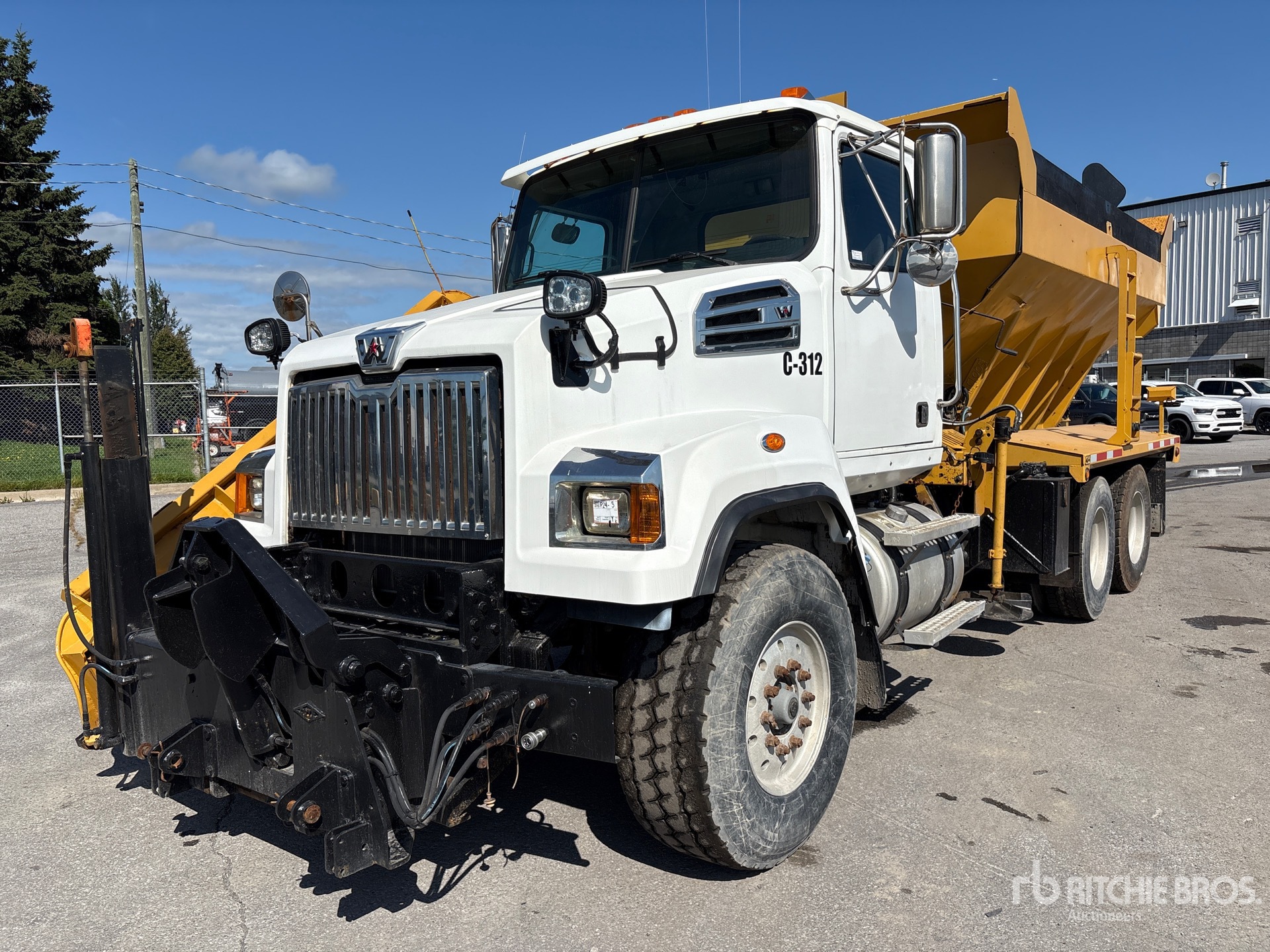 2017 Western Star 4700SF