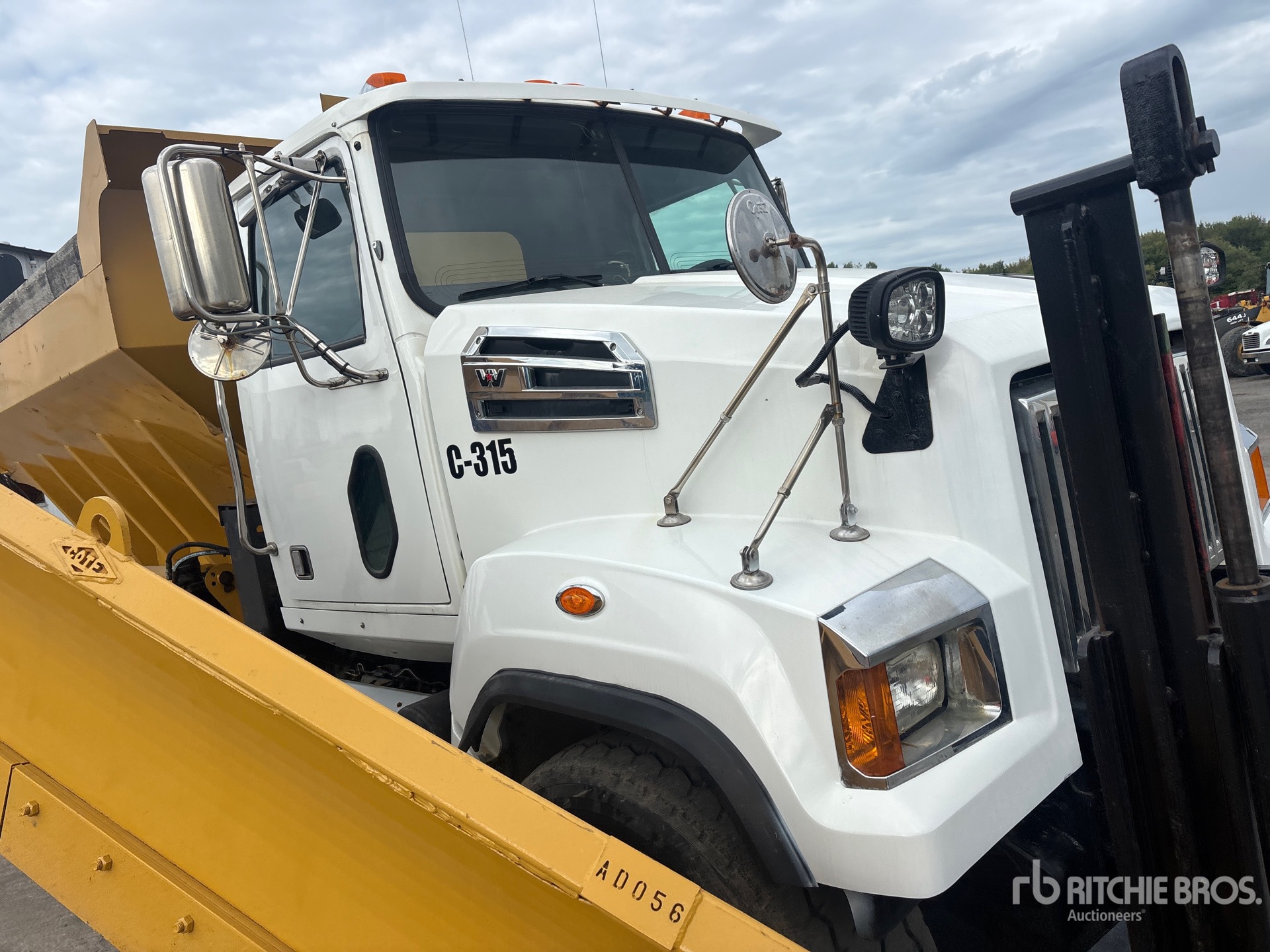 2017 Western Star 4700