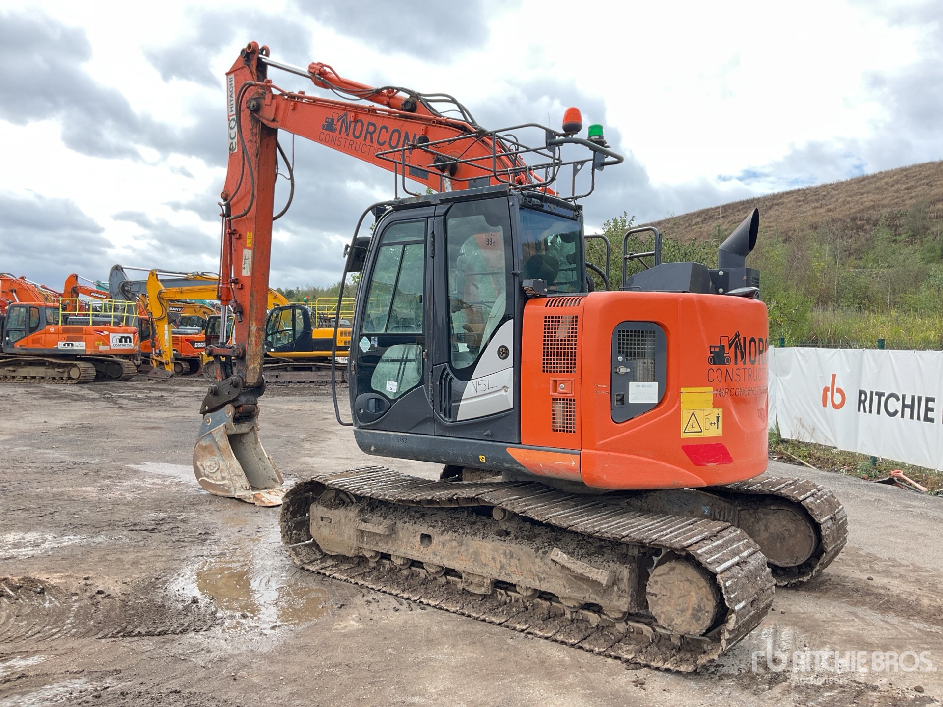 2018 Hitachi ZX135US-6