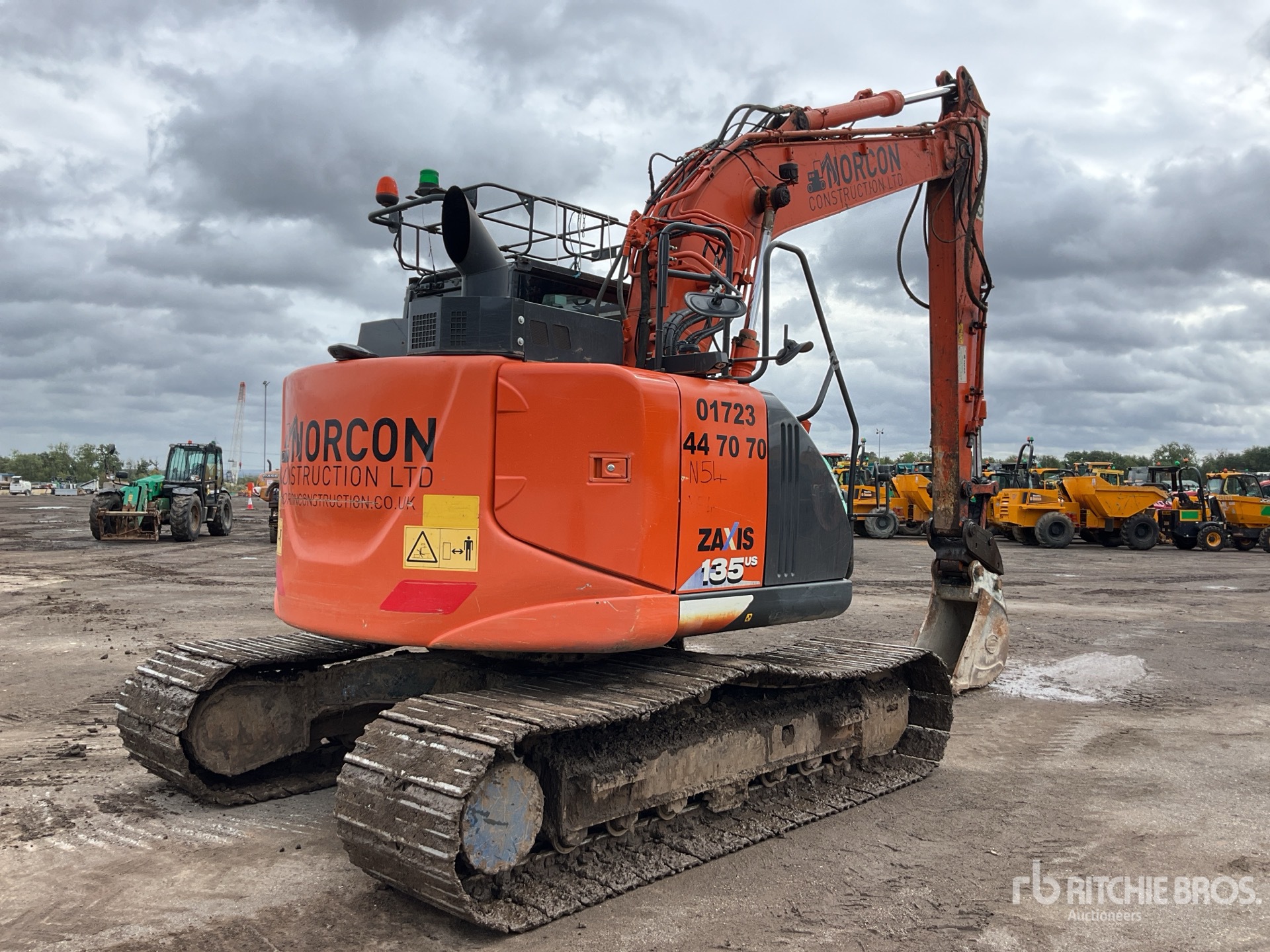 2018 Hitachi ZX135US-6