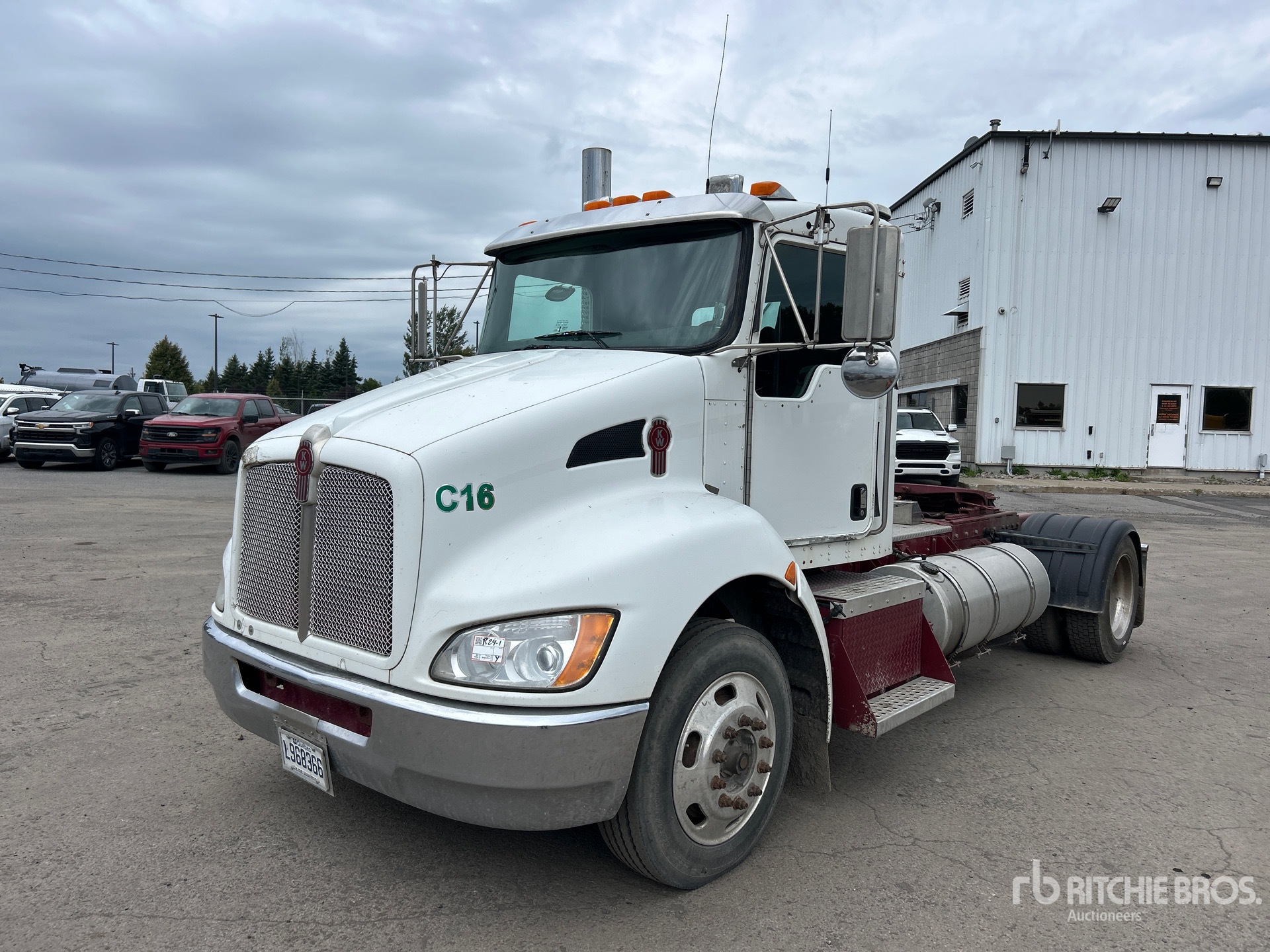 Photo of 2009 Kenworth T300