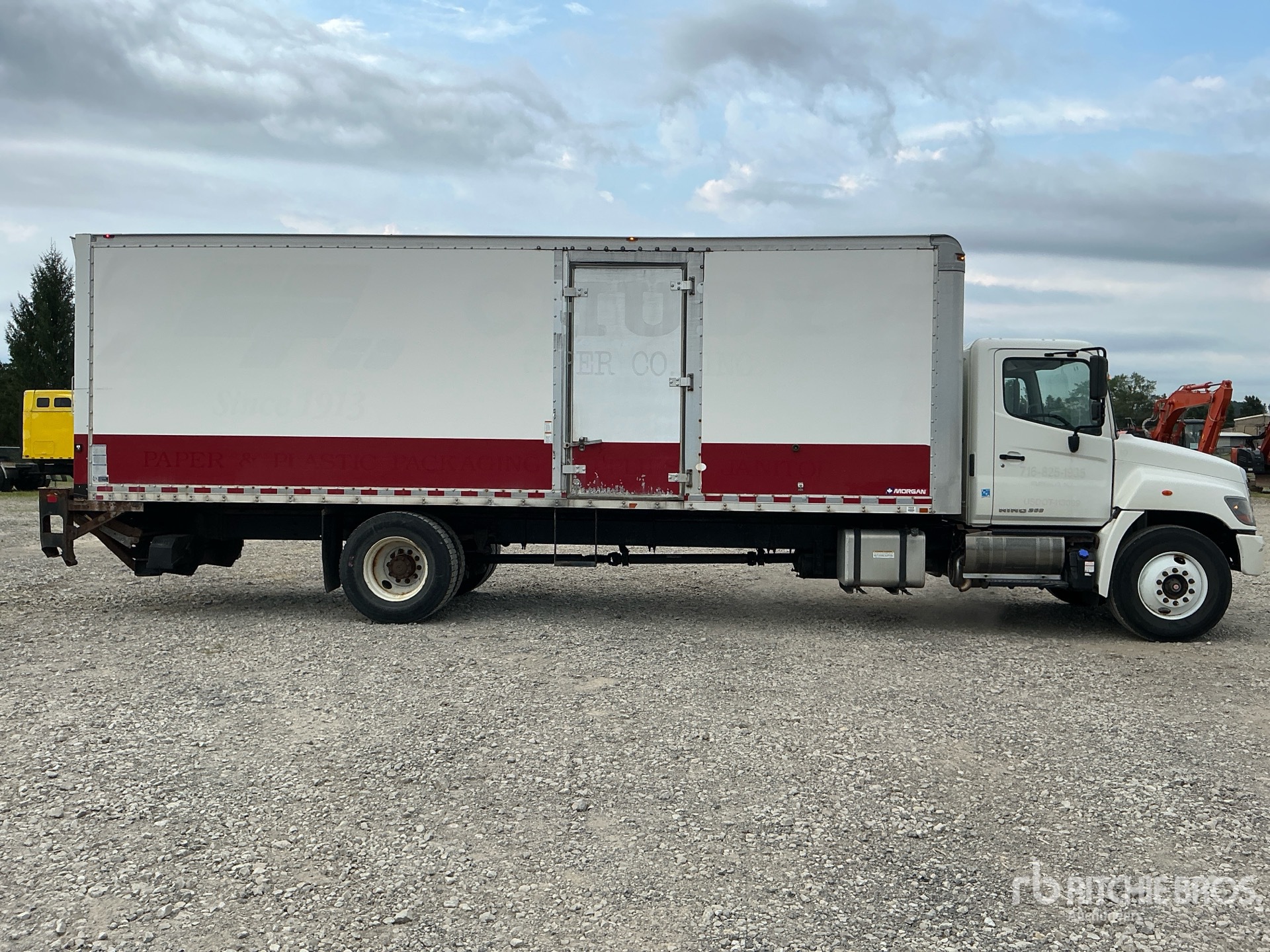 2015 Hino 268
