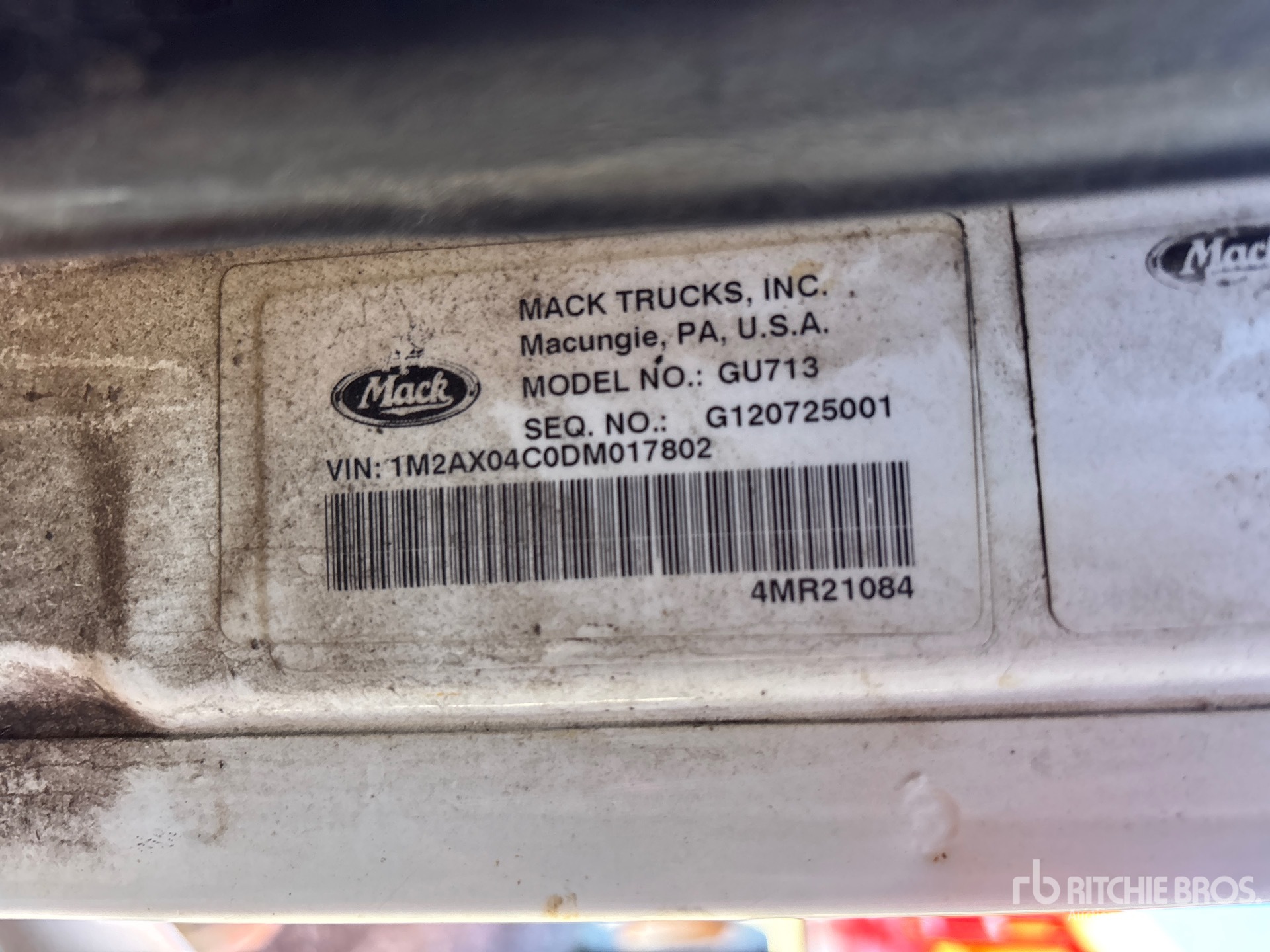 2013 Mack GU713