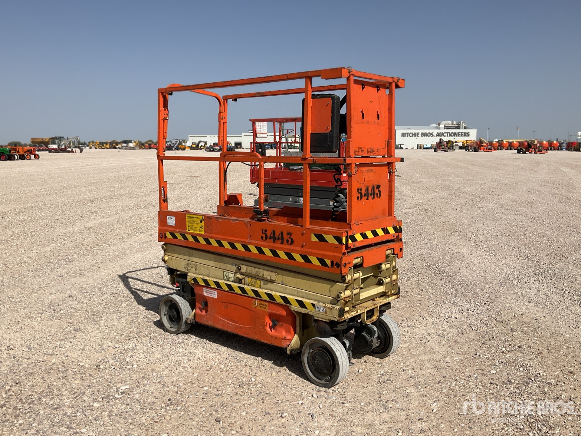 2015 JLG 1930 ES