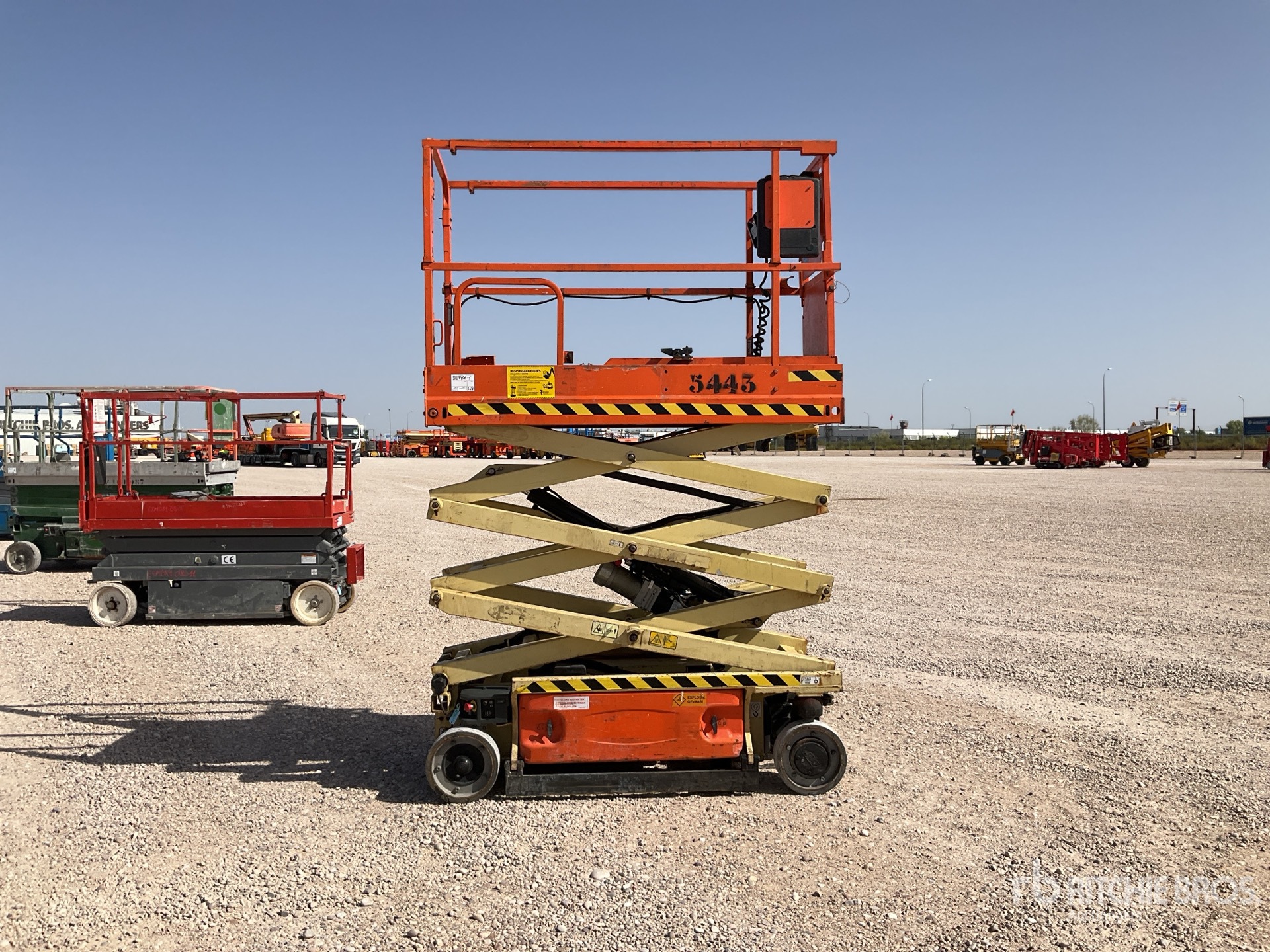 2015 JLG 1930 ES