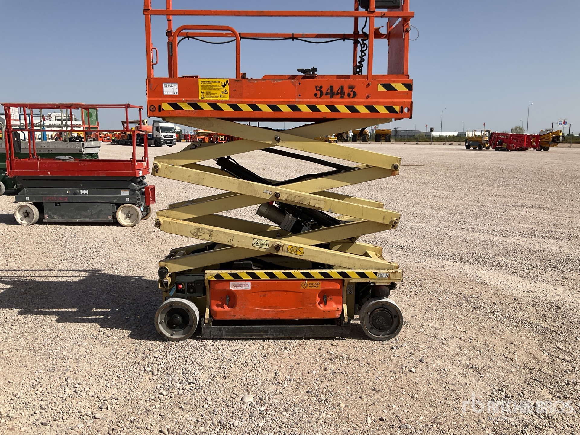 2015 JLG 1930 ES