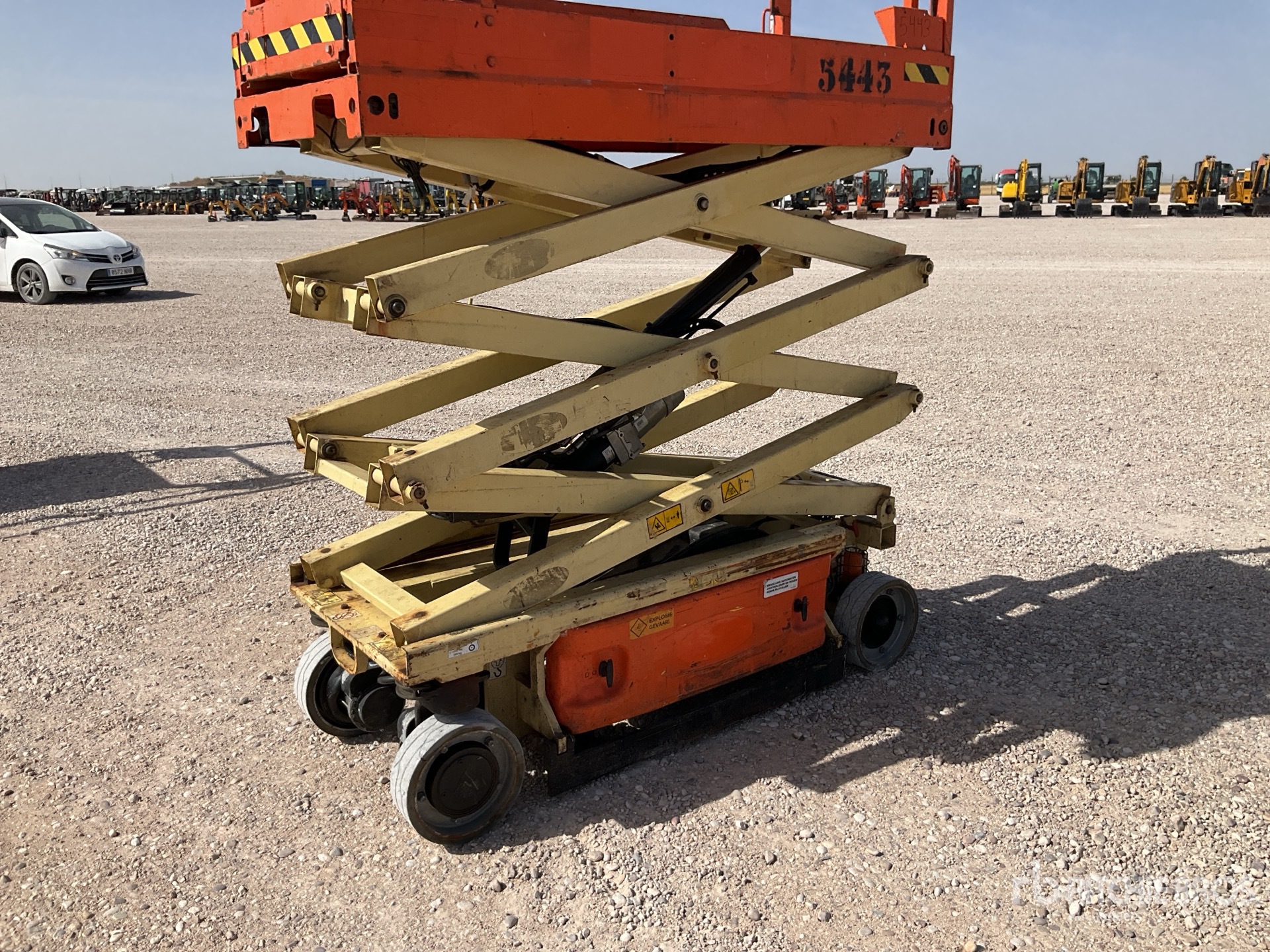 2015 JLG 1930 ES