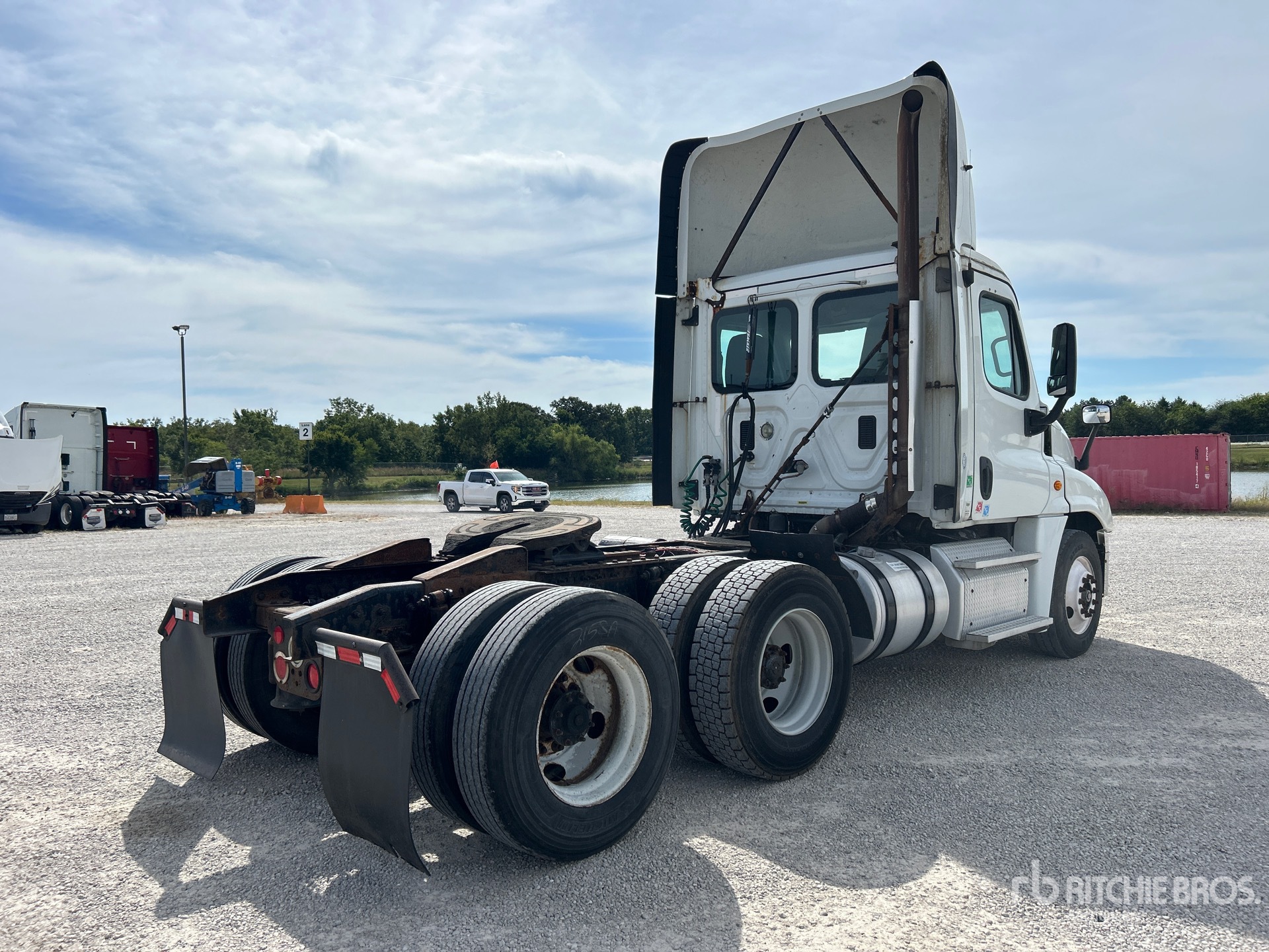 2015 Freightliner CASCADIA 125