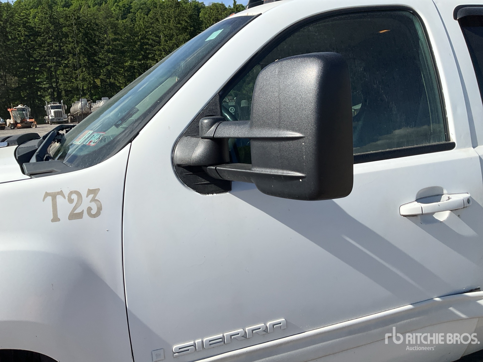 2011 GMC SIERRA 2500HD