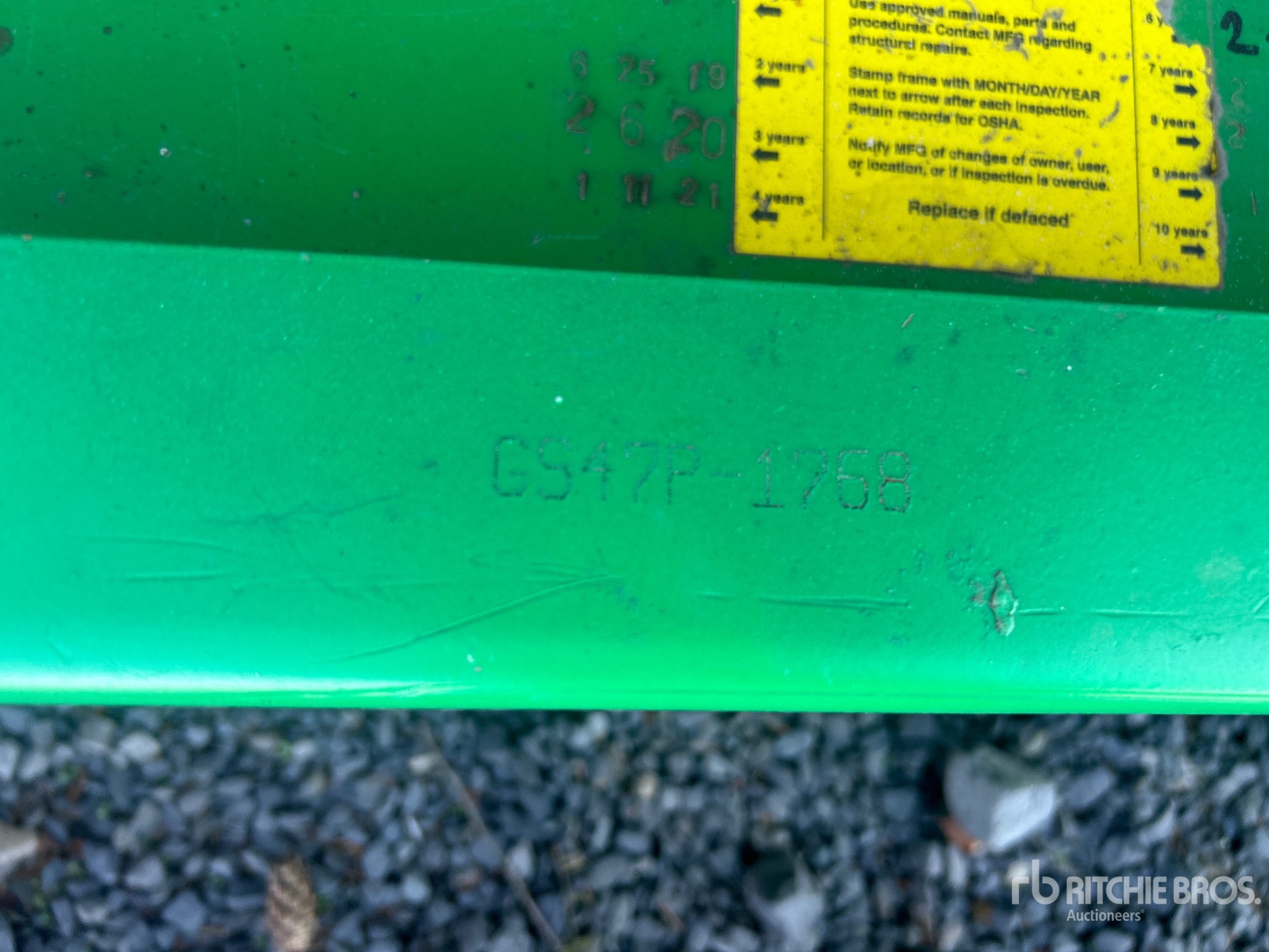 2017 Genie GS-4047