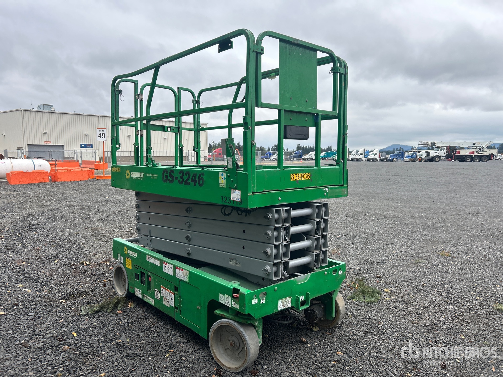 2016 Genie GS-3246