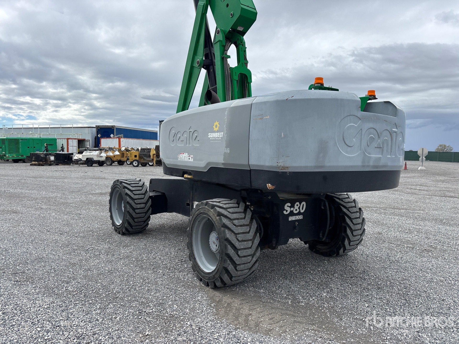 2017 Genie S-80X