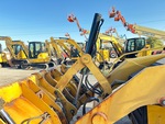 Hydraulics with Bucket Tilt Cylinders