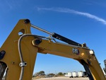 Hydraulics with Stick Cylinder