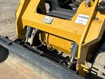 Hydraulics with Bucket Tilt Cylinders