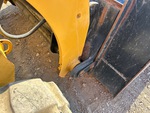 Chassis with Quick Coupler to Arms Pins