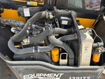 Moteur with Engine - Right Side