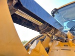 Hydraulics with Bucket Tilt Cylinders