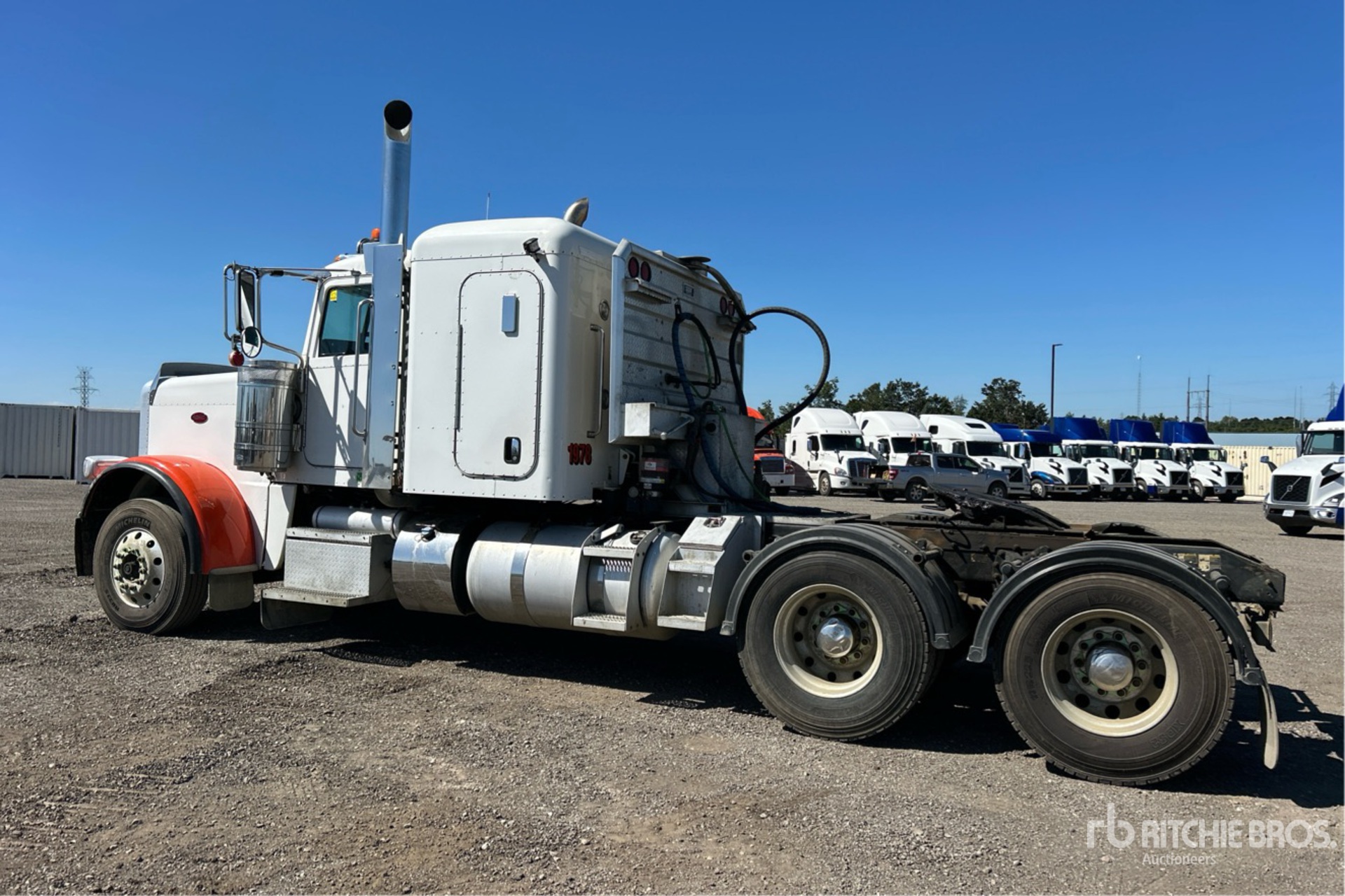 2022 Peterbilt 389