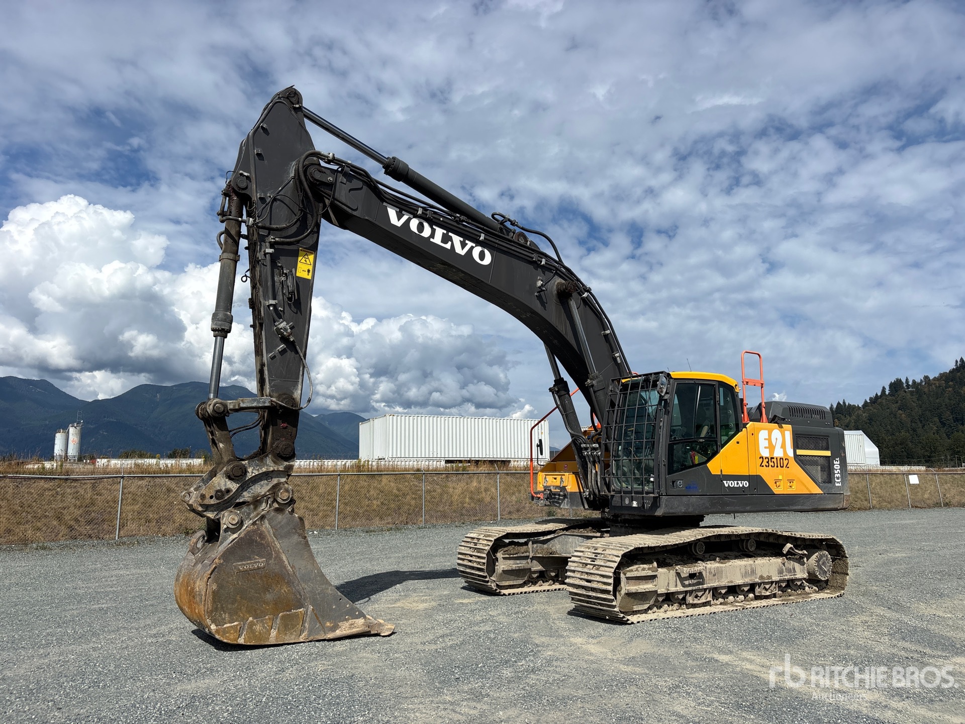 Photo of 2020 Volvo EC350E L