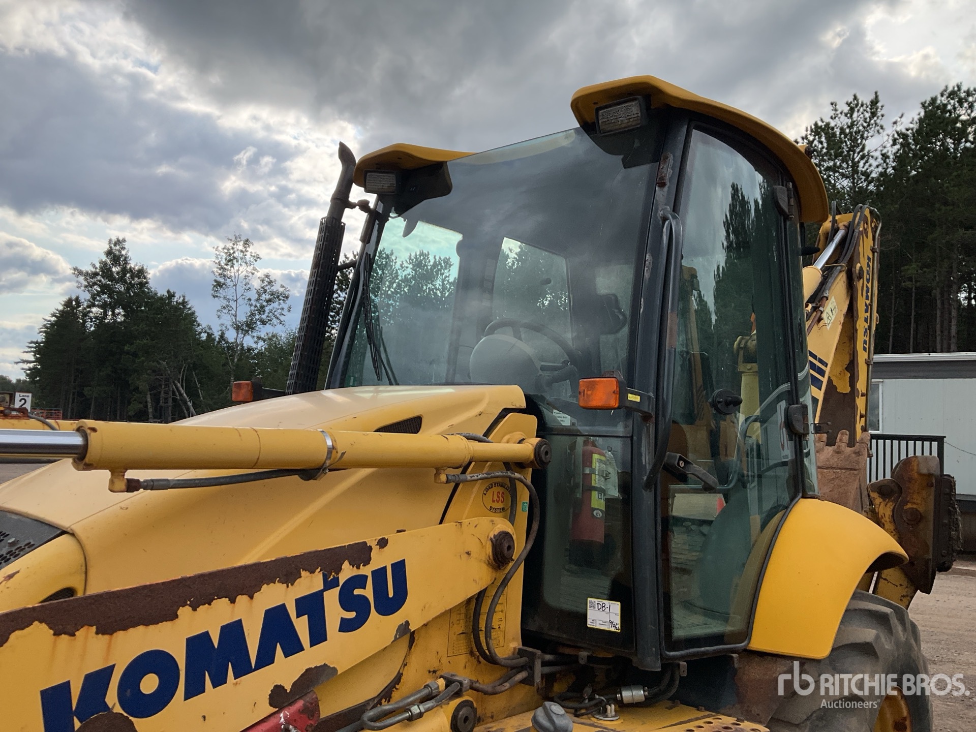 2007 Komatsu WB146-5