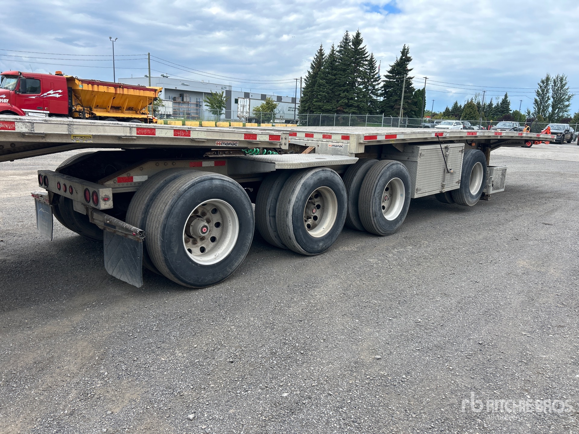 2012 Manac 28 FT QUAD/A SUPER B-TRAIN LEAD