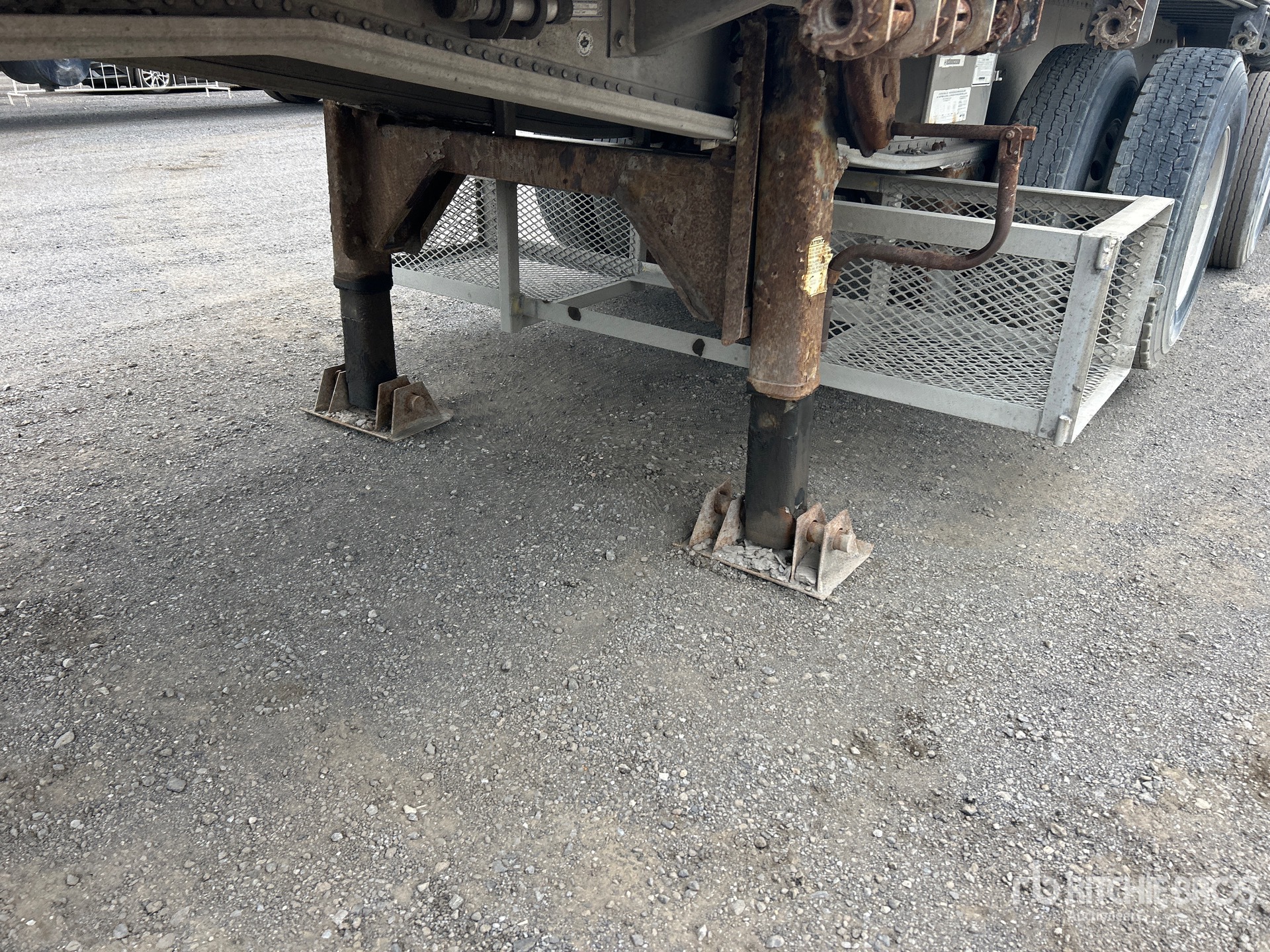 2012 Manac 28 FT QUAD/A SUPER B-TRAIN LEAD