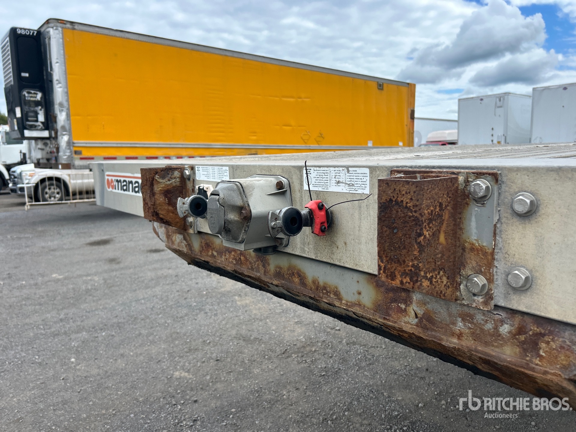 2012 Manac 28 FT QUAD/A SUPER B-TRAIN LEAD
