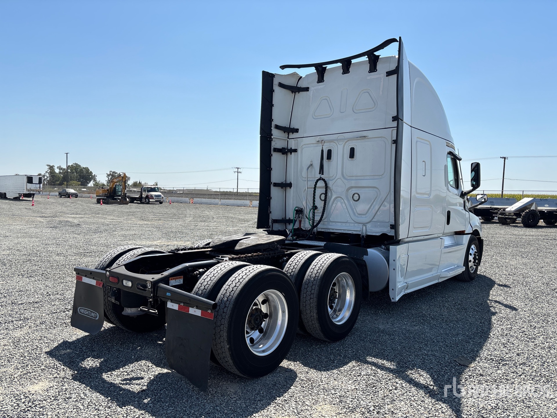 2022 Freightliner CASCADIA 126