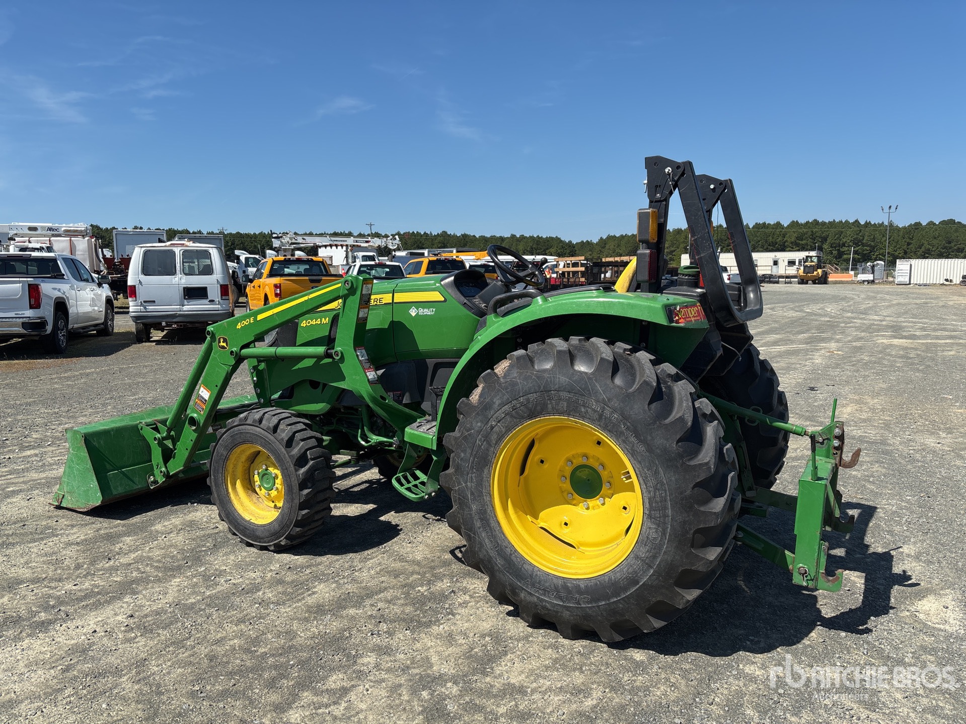 2023 John Deere 4044